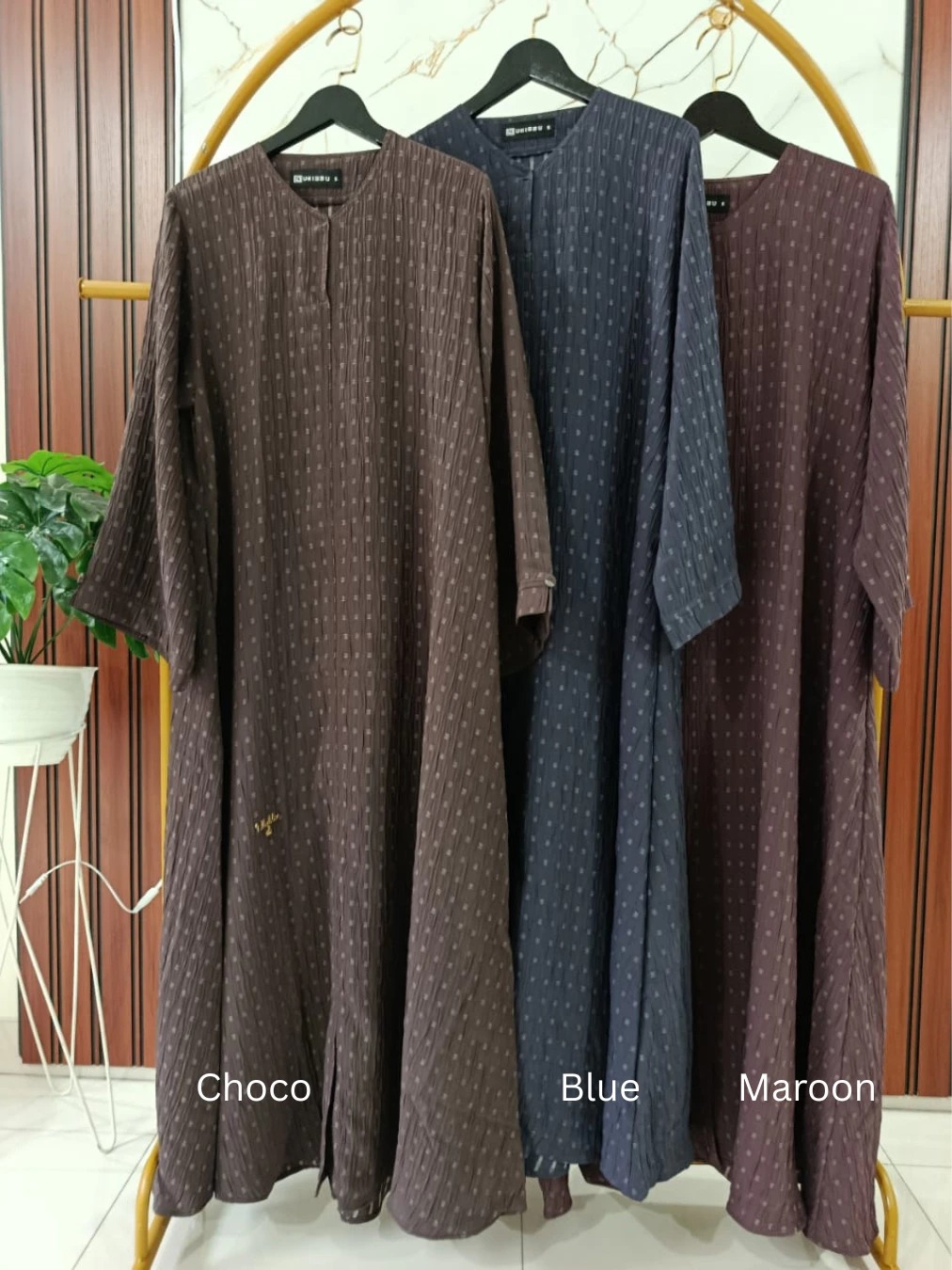 UHIBBU QIRA Loose Texture Abaya
