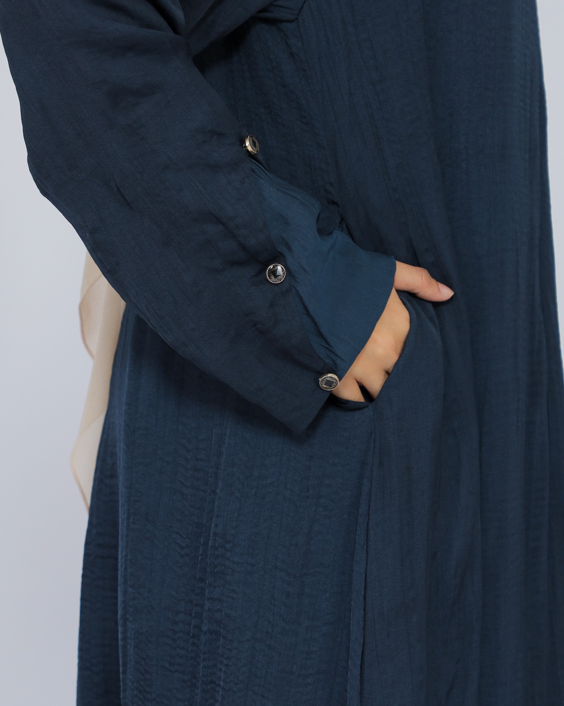 UHIBBU Gamis LAYALI | Abstract Pleats | Silk Polyester