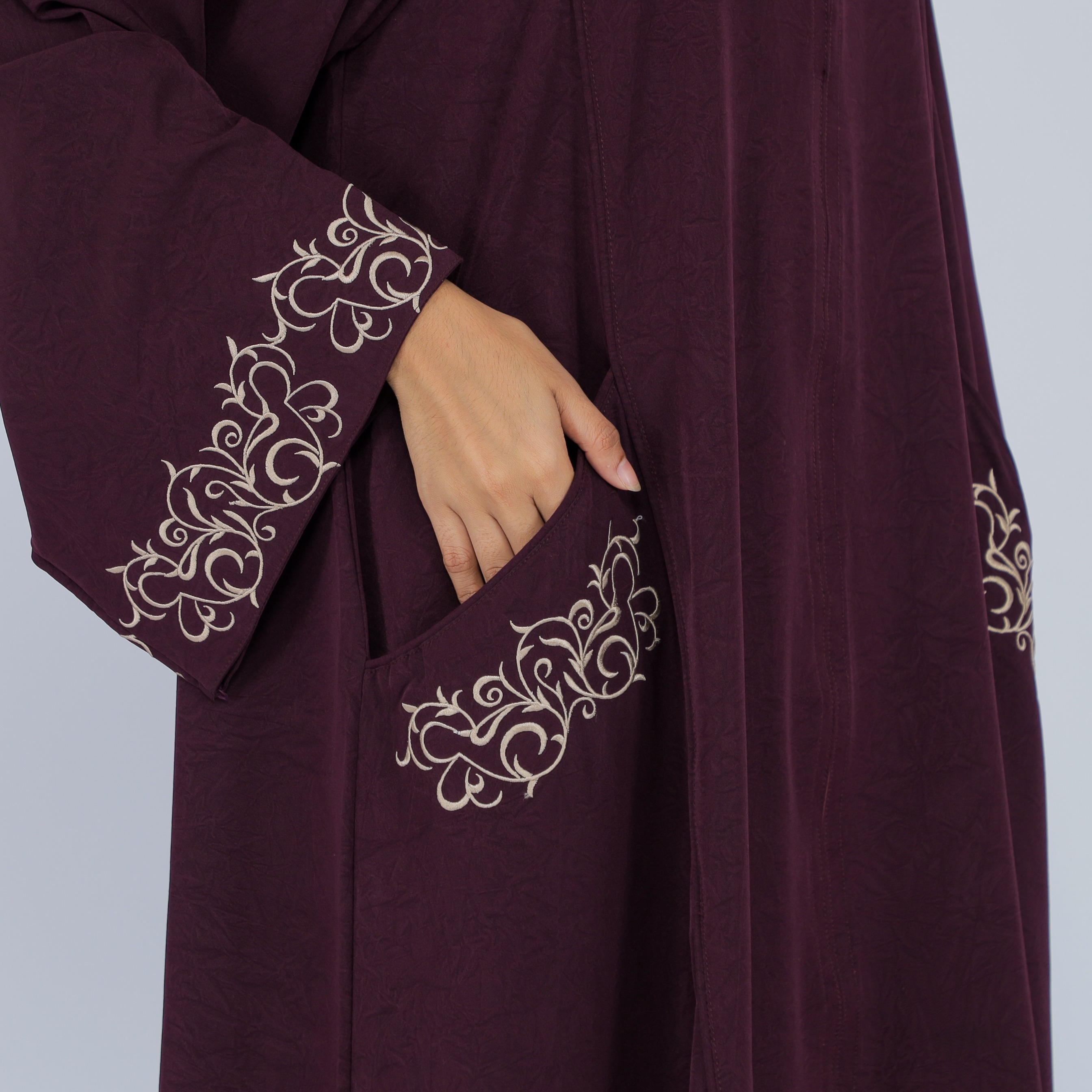 UHIBBU Malika Abaya Embroidery