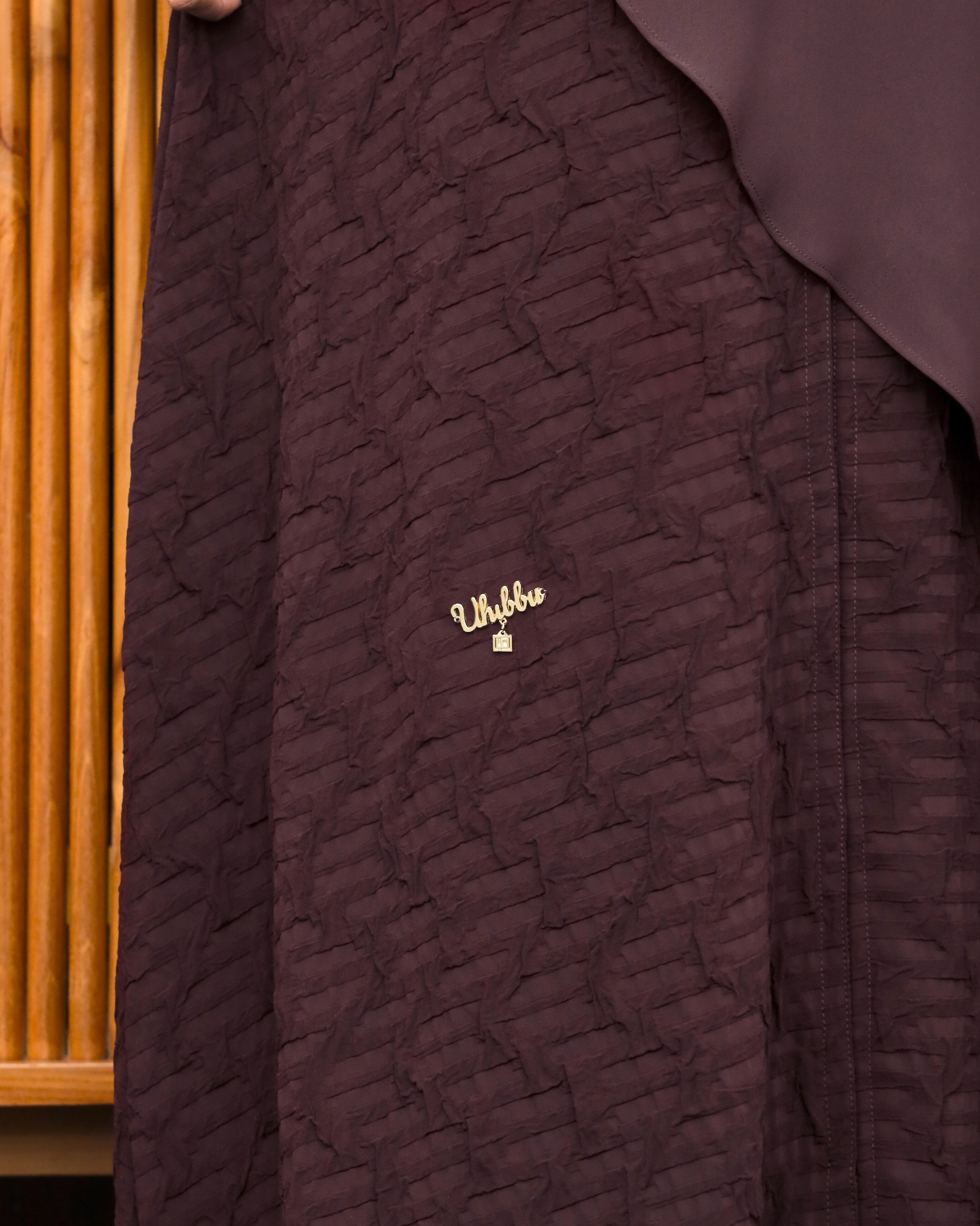 UHIBBU Maysa Airy Loose Texture Abaya