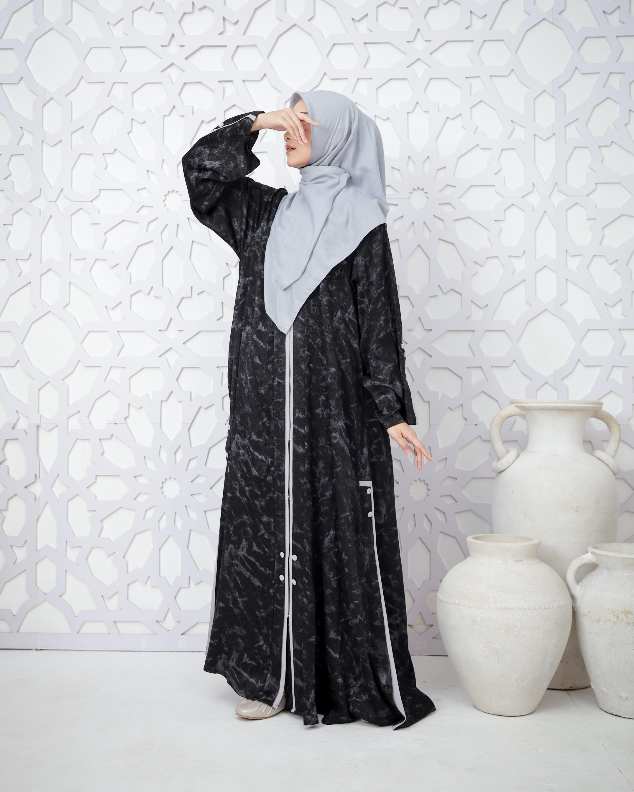 Uhibbu Abaya Sarah - Textured Crashed Polyester