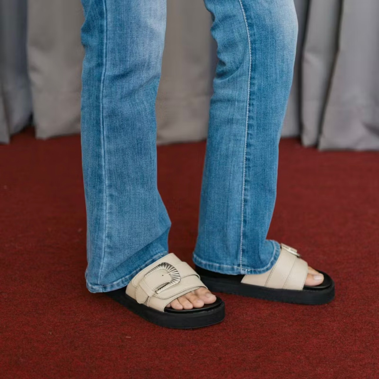 POPY  ( Sandal Platform - Unisex )