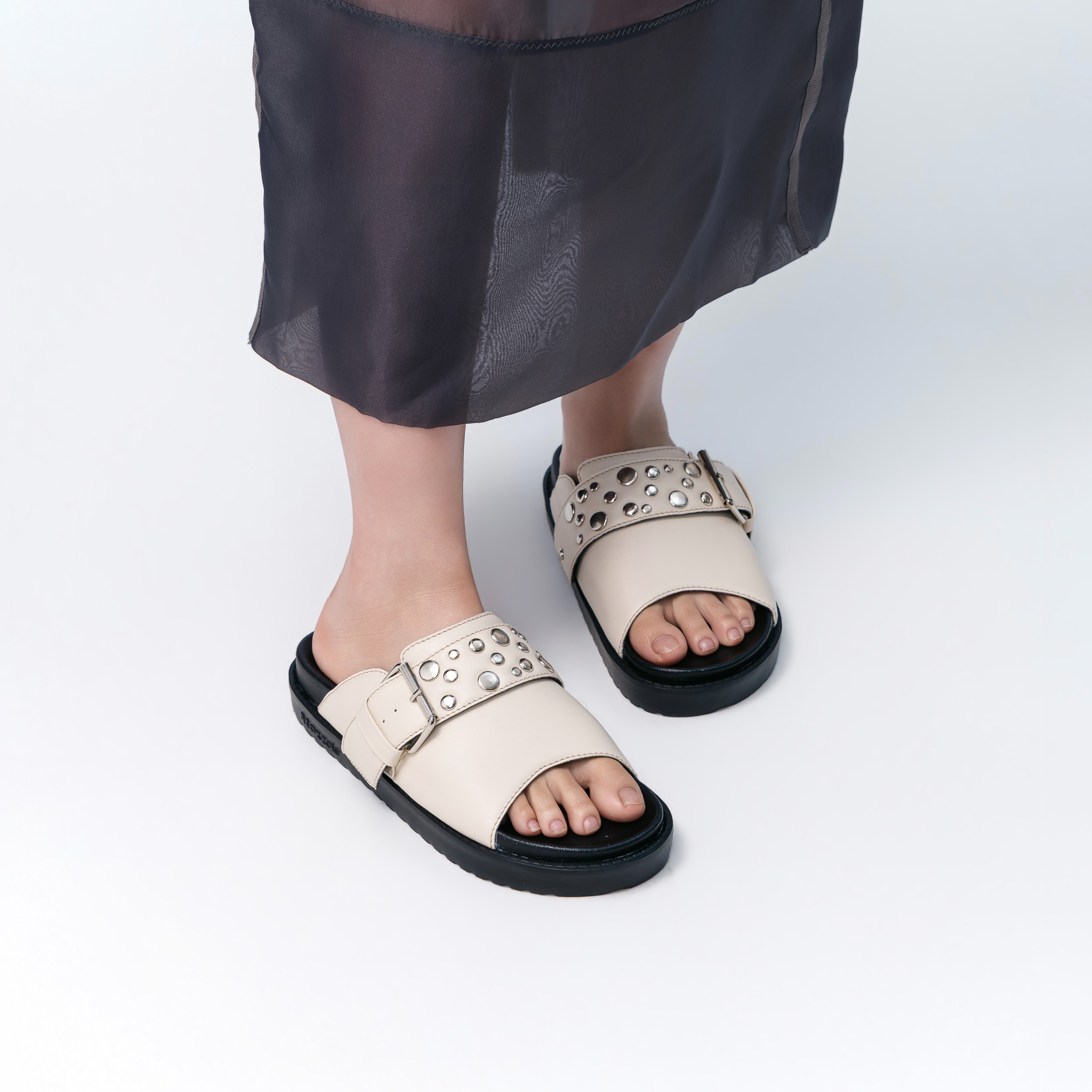 KOVA ( Sandal Platform Wanita )