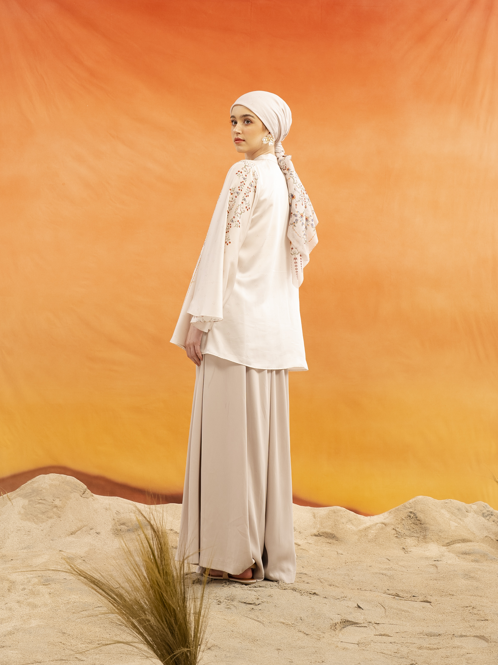 [BUNDLE] Syaula Top + Sea Skirt
