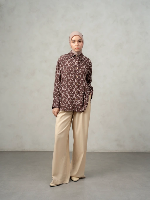 Image of [BUNDLE] Laiqa Shirt Maroon + Noura Scarves Mauve