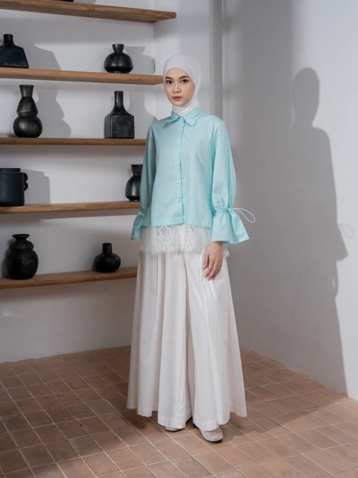Image of Emily Shirt Mint