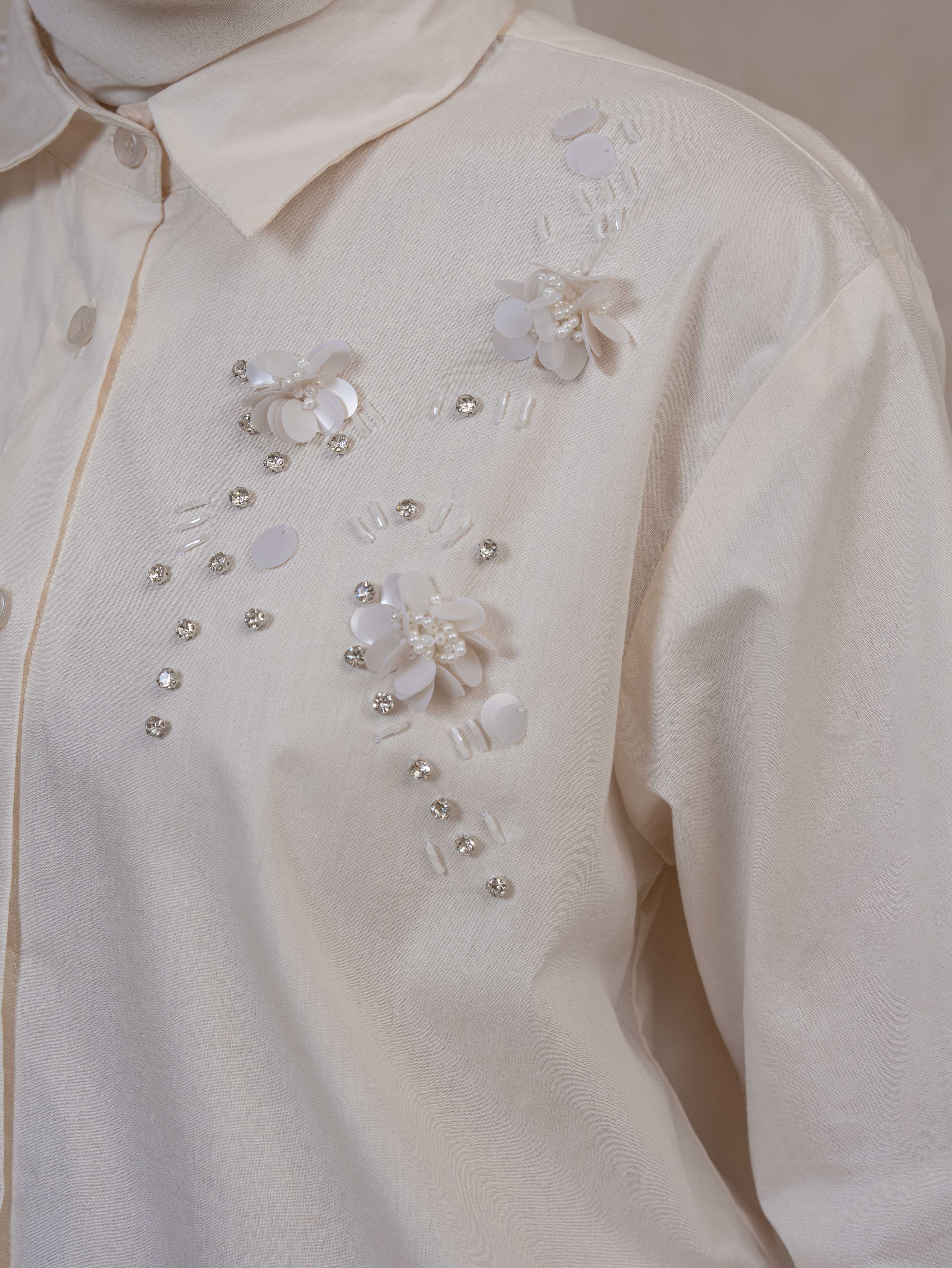 Hagia Shirt Creme