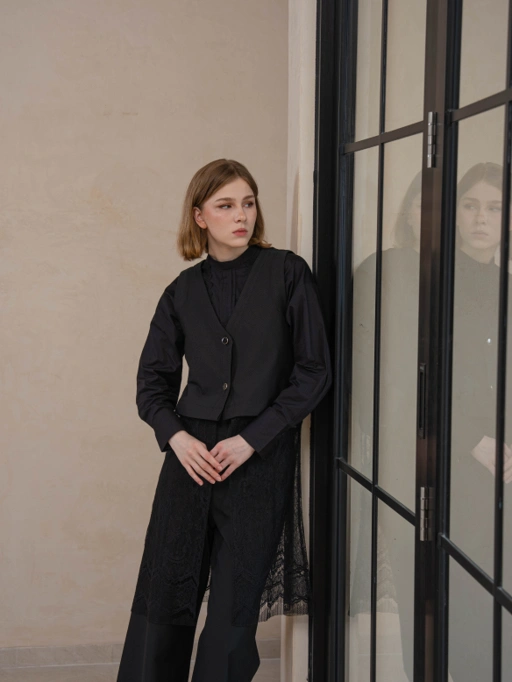 Hanna Vest Black