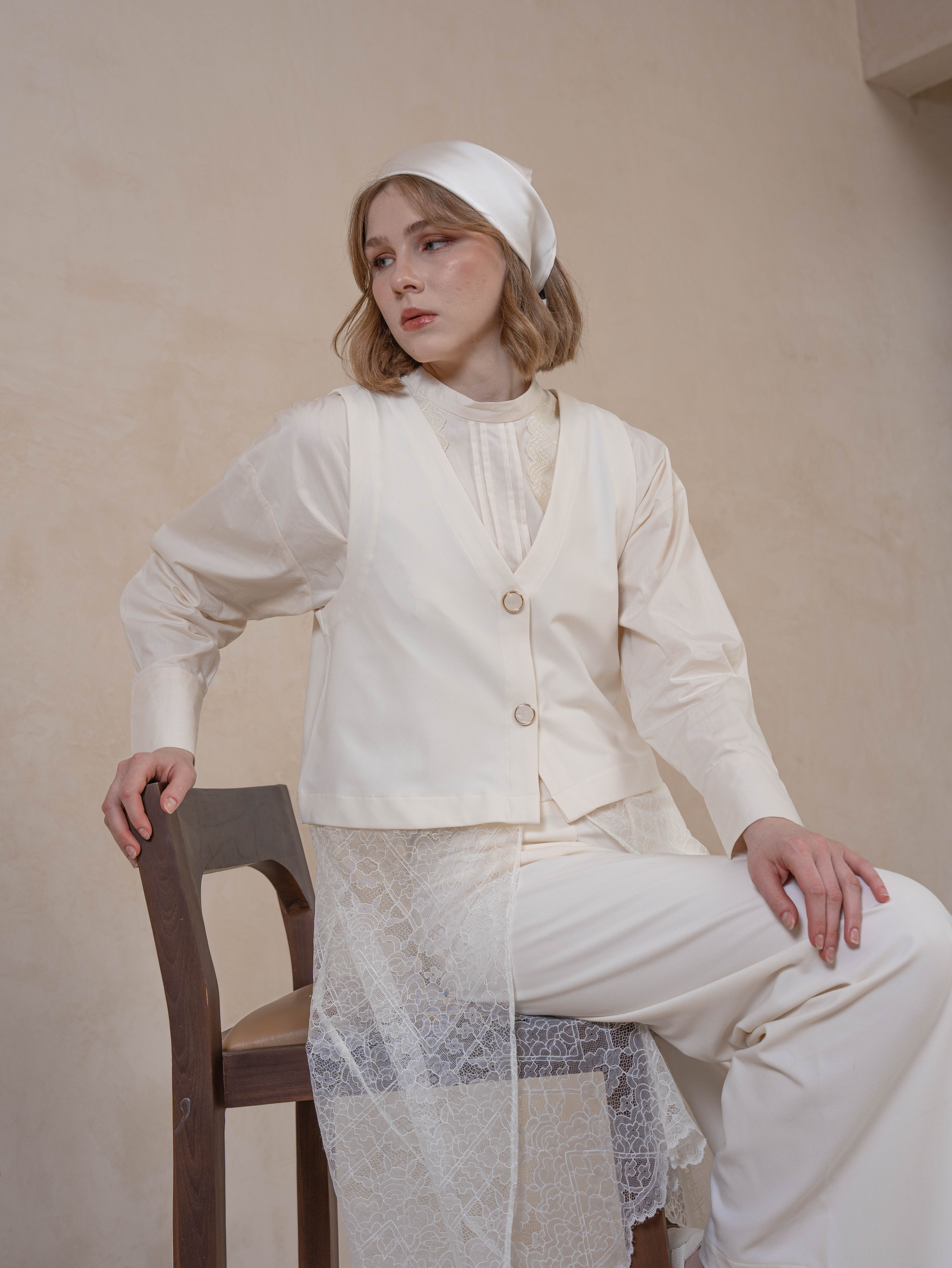 Hanna Vest Creme