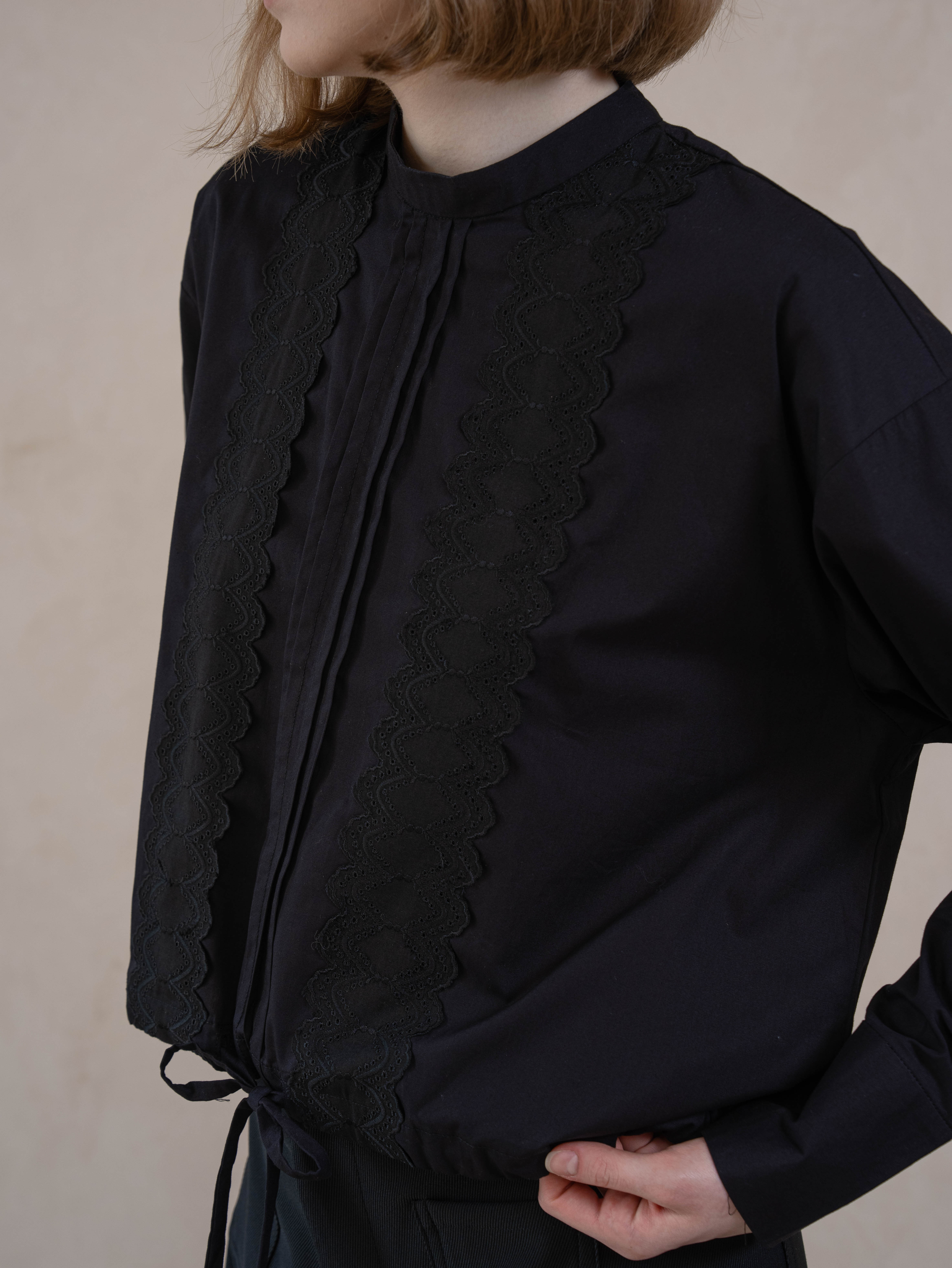 Hamee Top Black