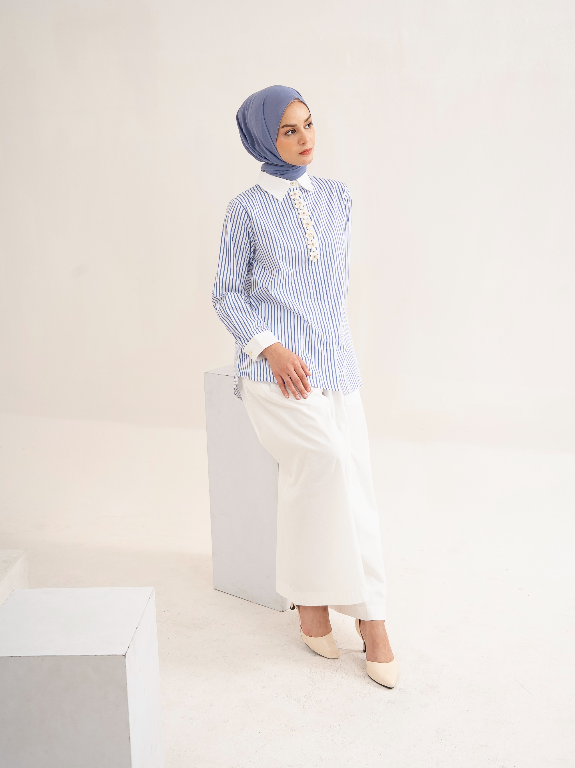Valyn Shirt Blue
