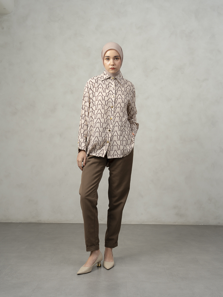 Laiqa Shirt Beige