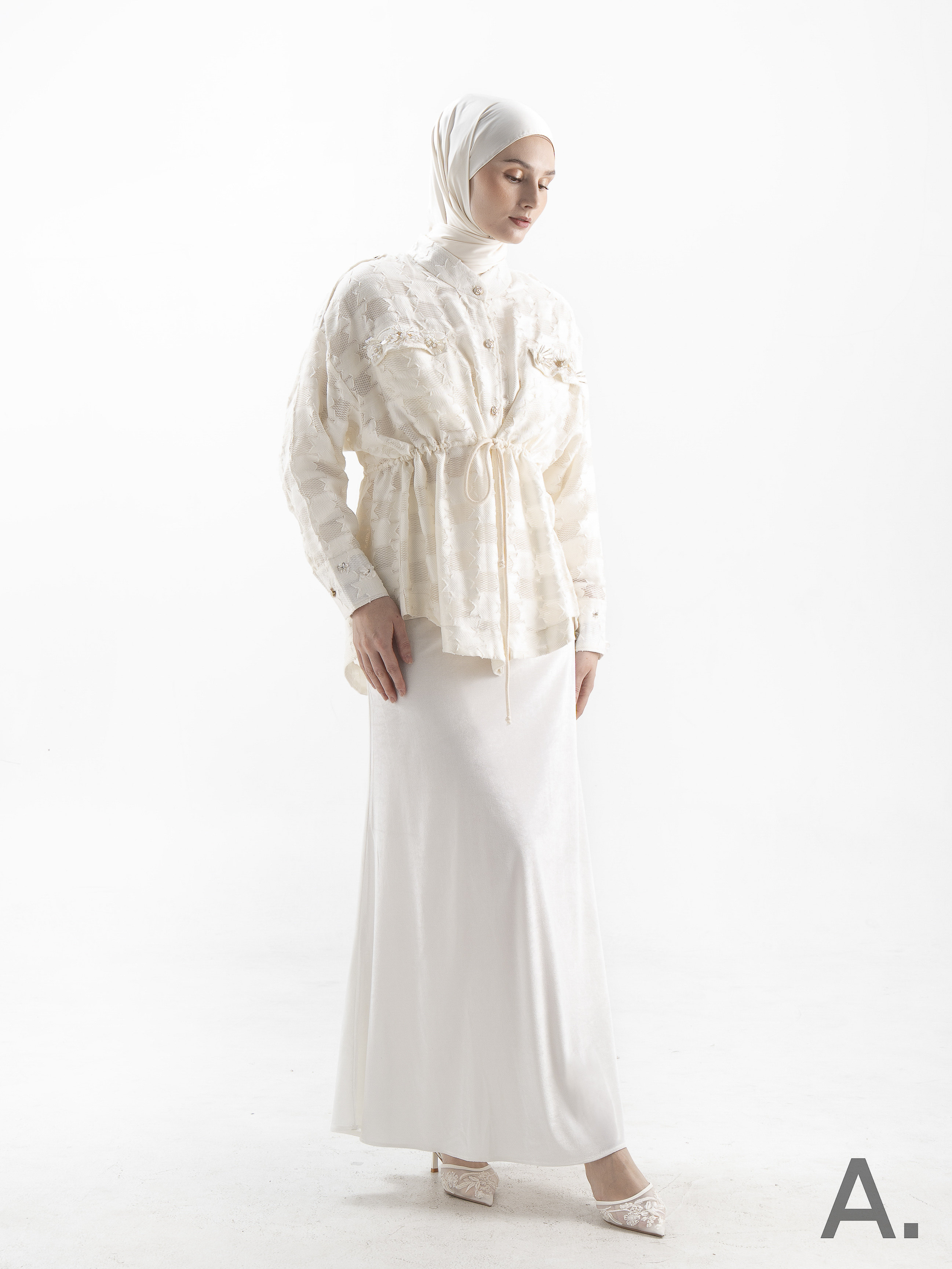 Berza Outer Creme