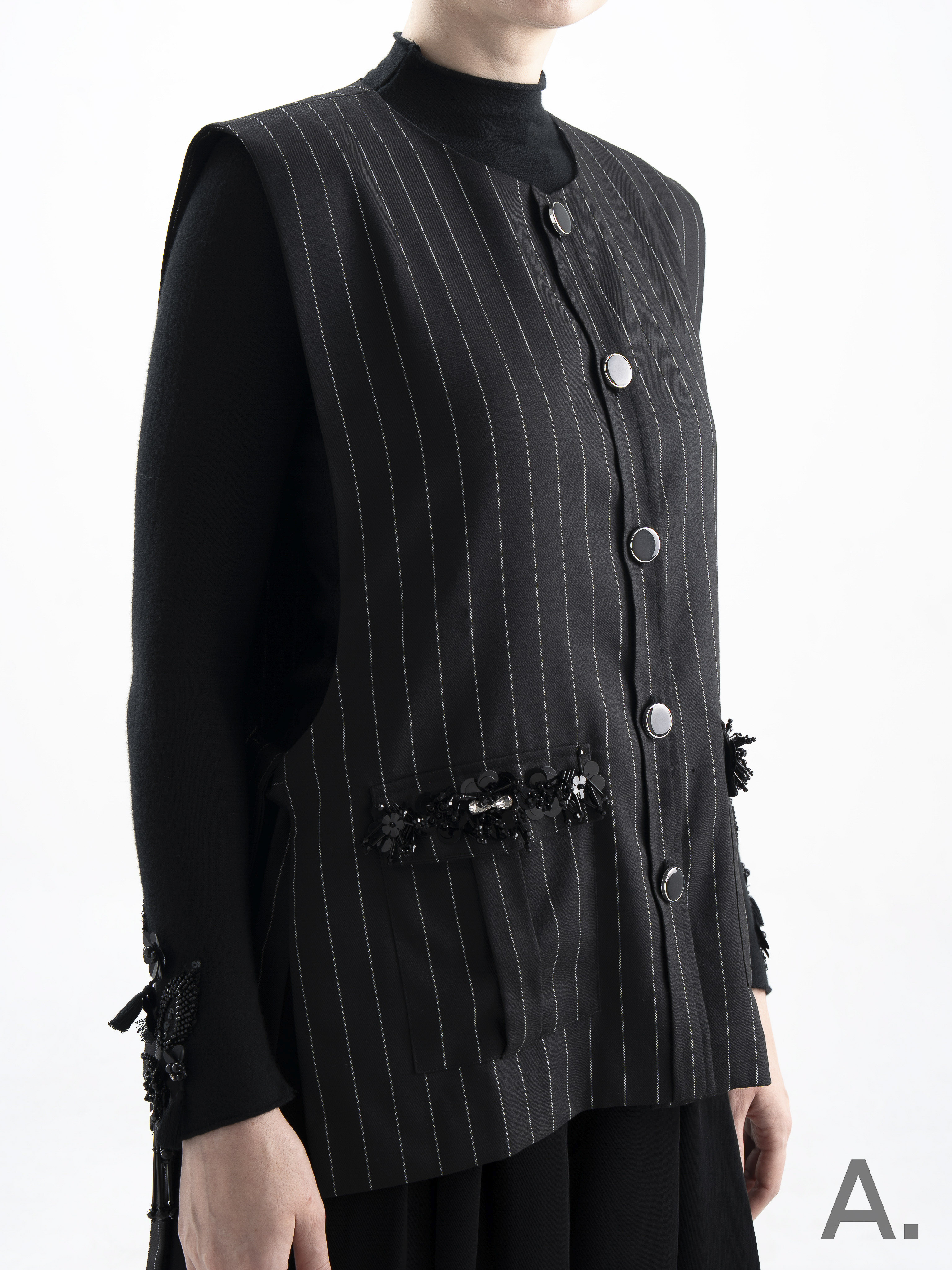 Bexya Vest Black