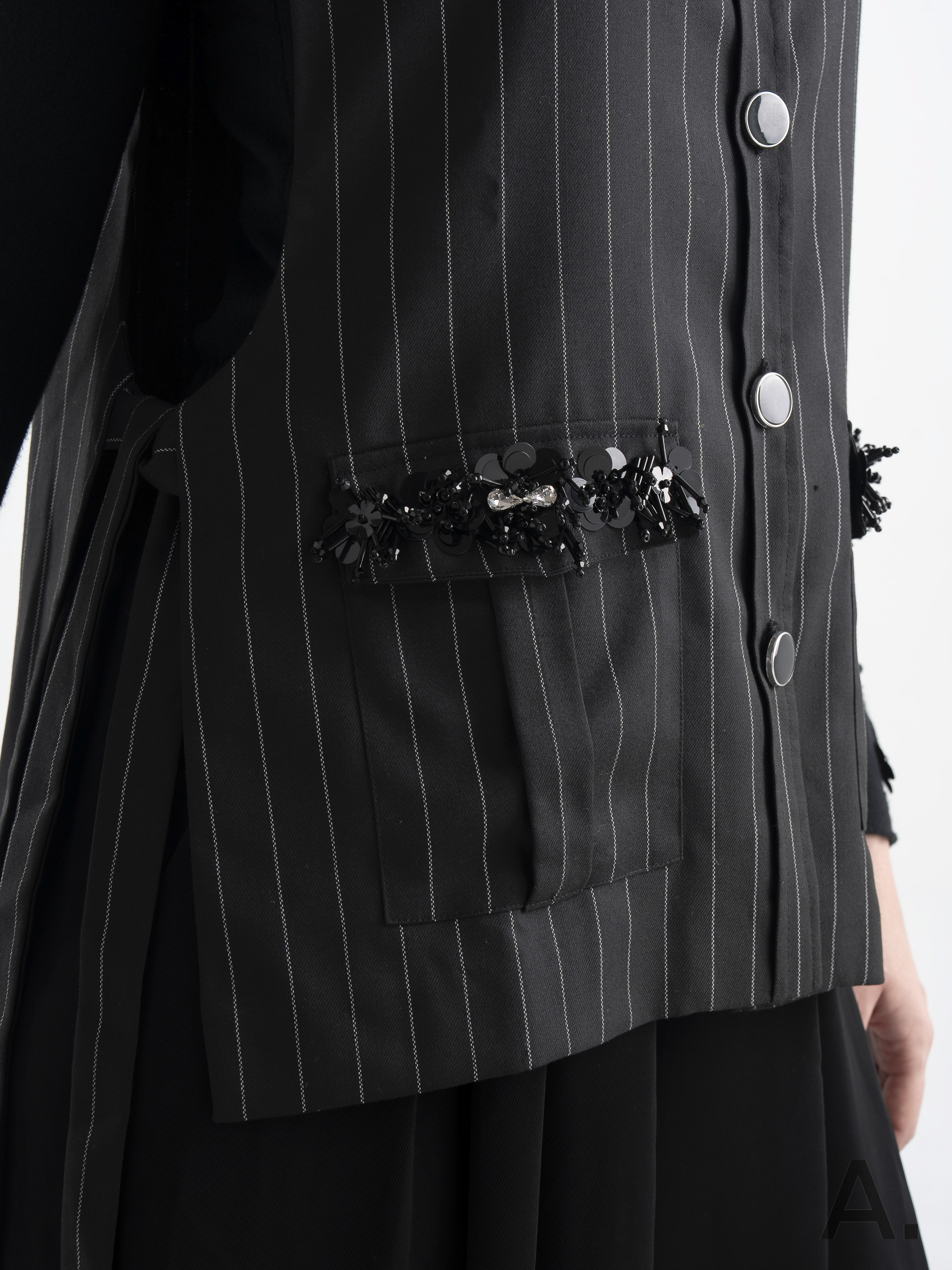 Bexya Vest Black