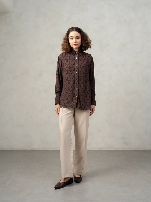 Image of [BUNDLE] Laiqa Shirt Brown + Noura Scarves Tan