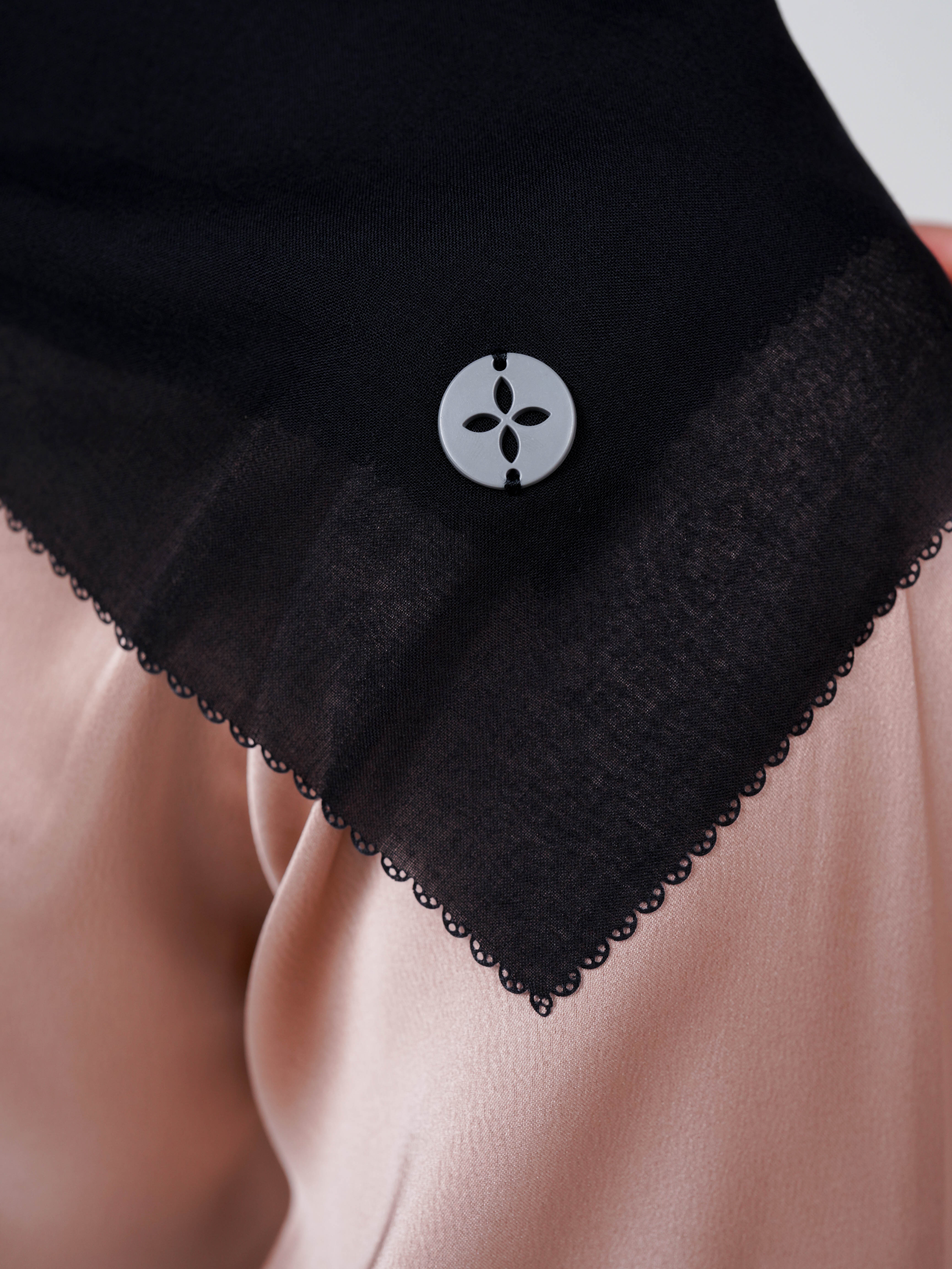 [BUNDLE] Liora Shirt Beige + Noura Scarves Black