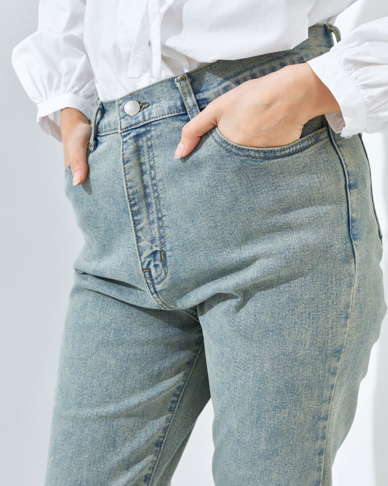 [BUNDLE] Amara Shirt Green + Liam Bootcut Denim Stone Blue