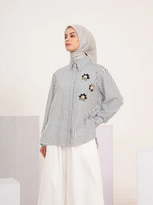 Image of [BUNDLE] Amara Shirt Green + Liam Bootcut Denim Stone Blue