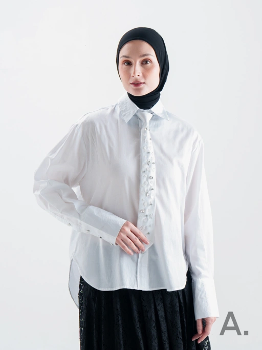 Image of Bexy Shirt With Tie White