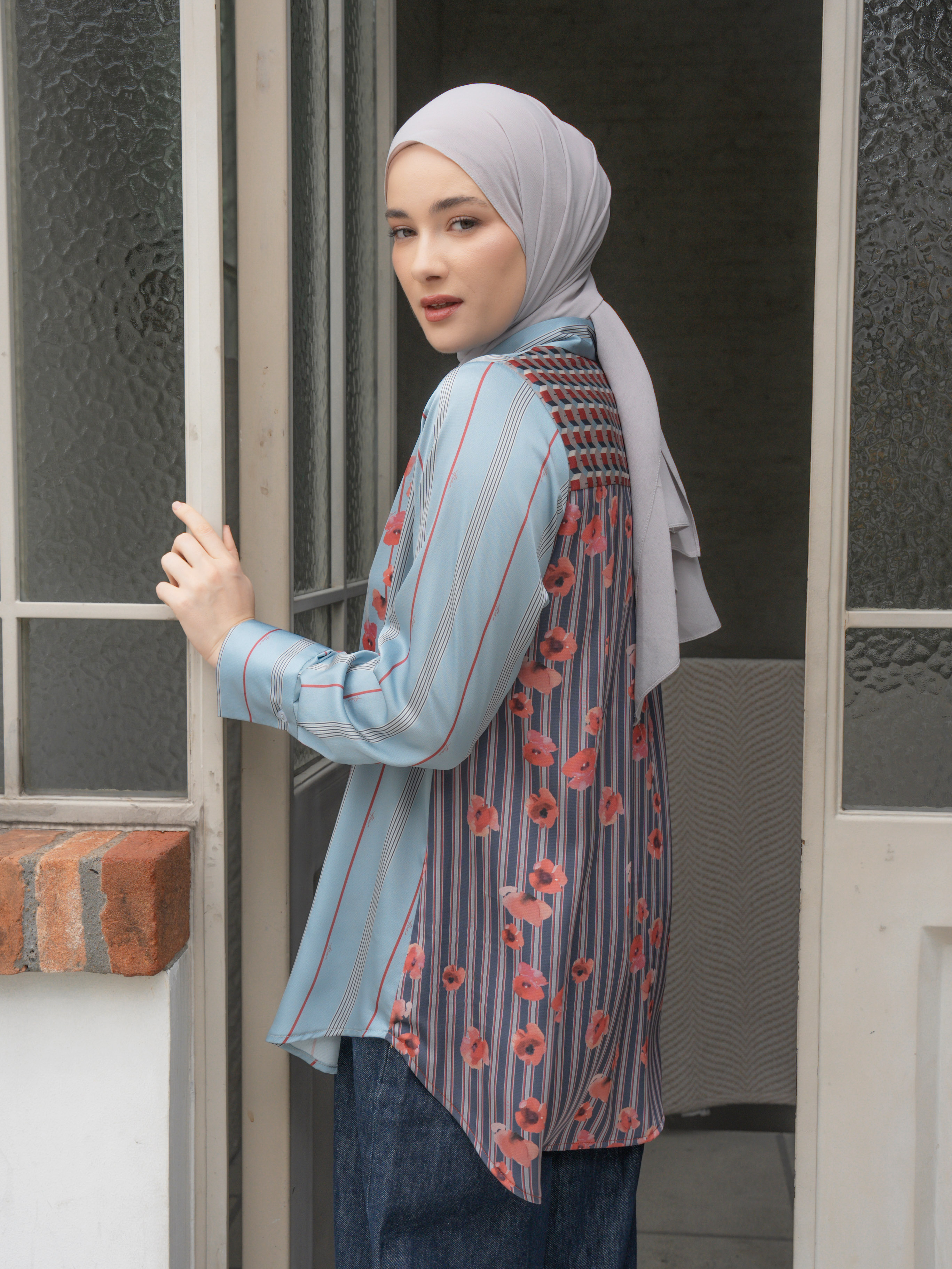Tiana Shirt Copen Blue