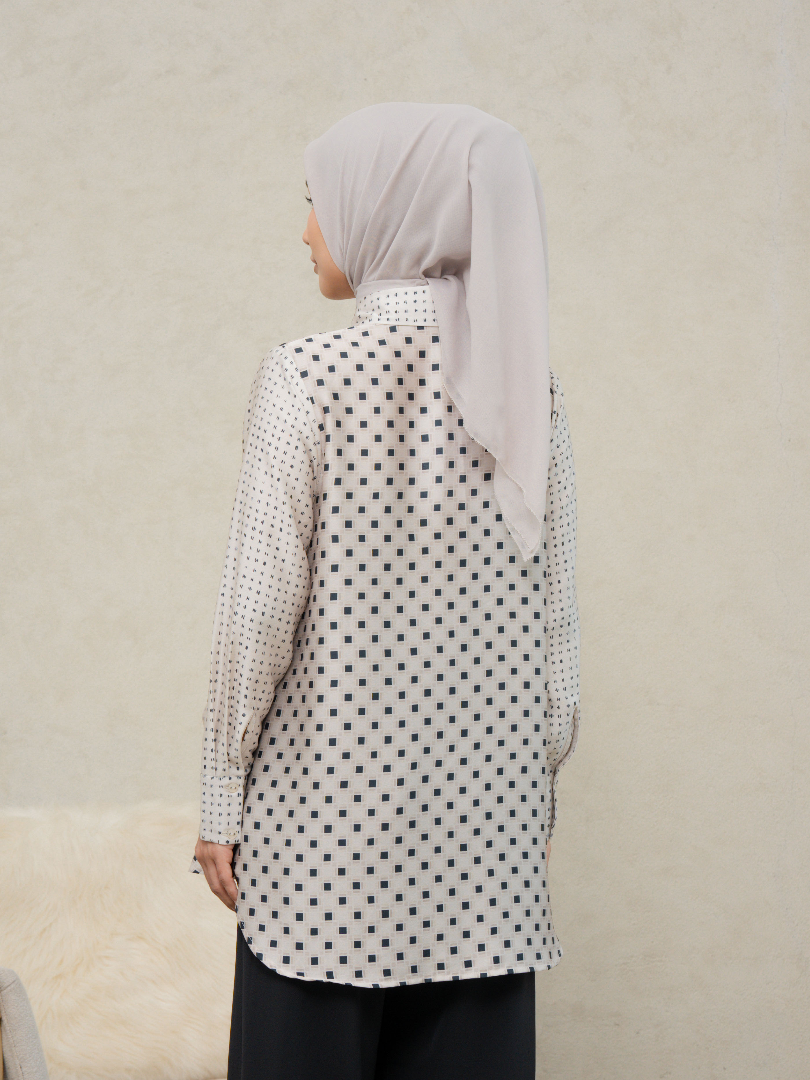 Sara Shirt Beige