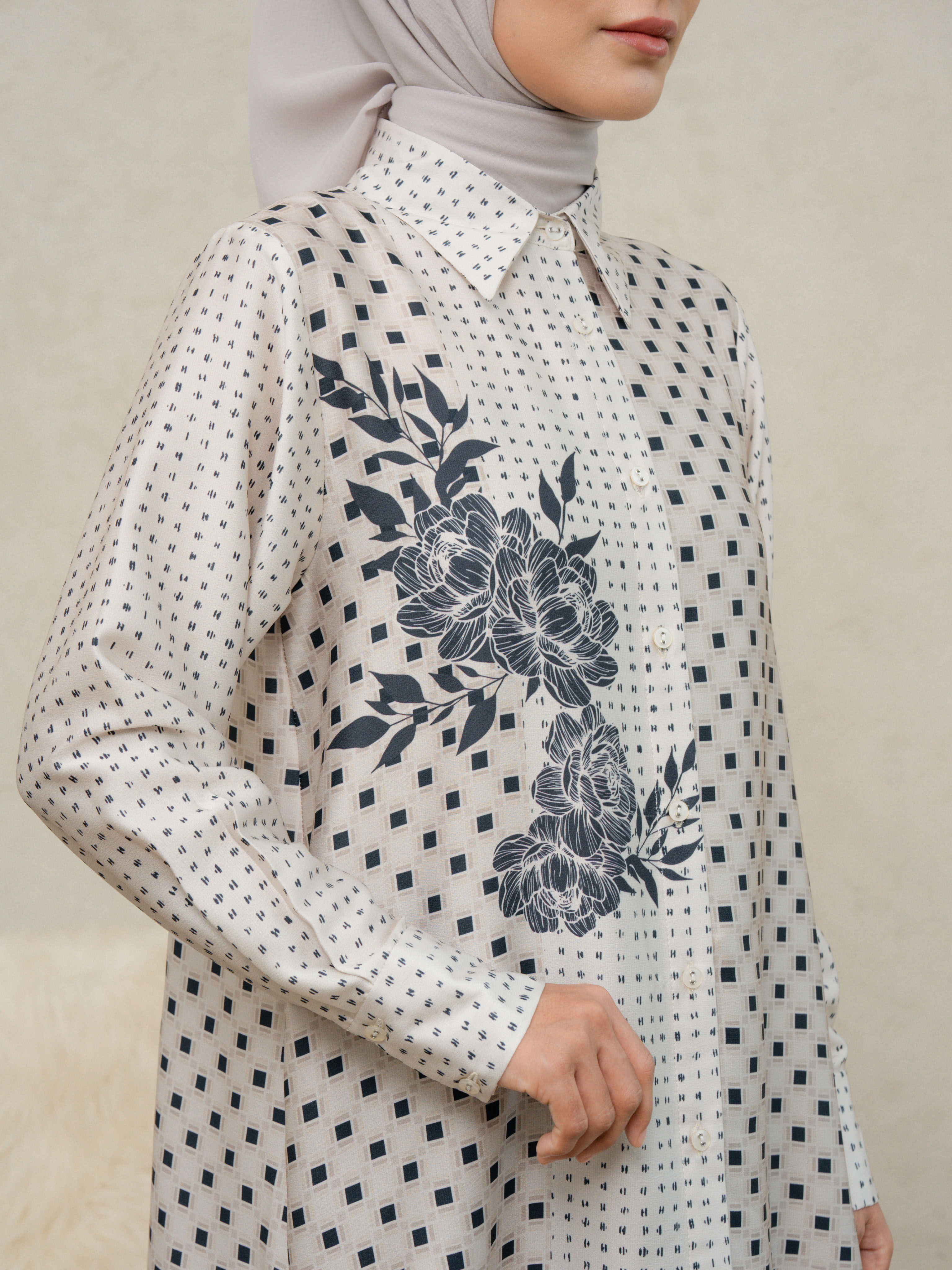 Sara Shirt Beige