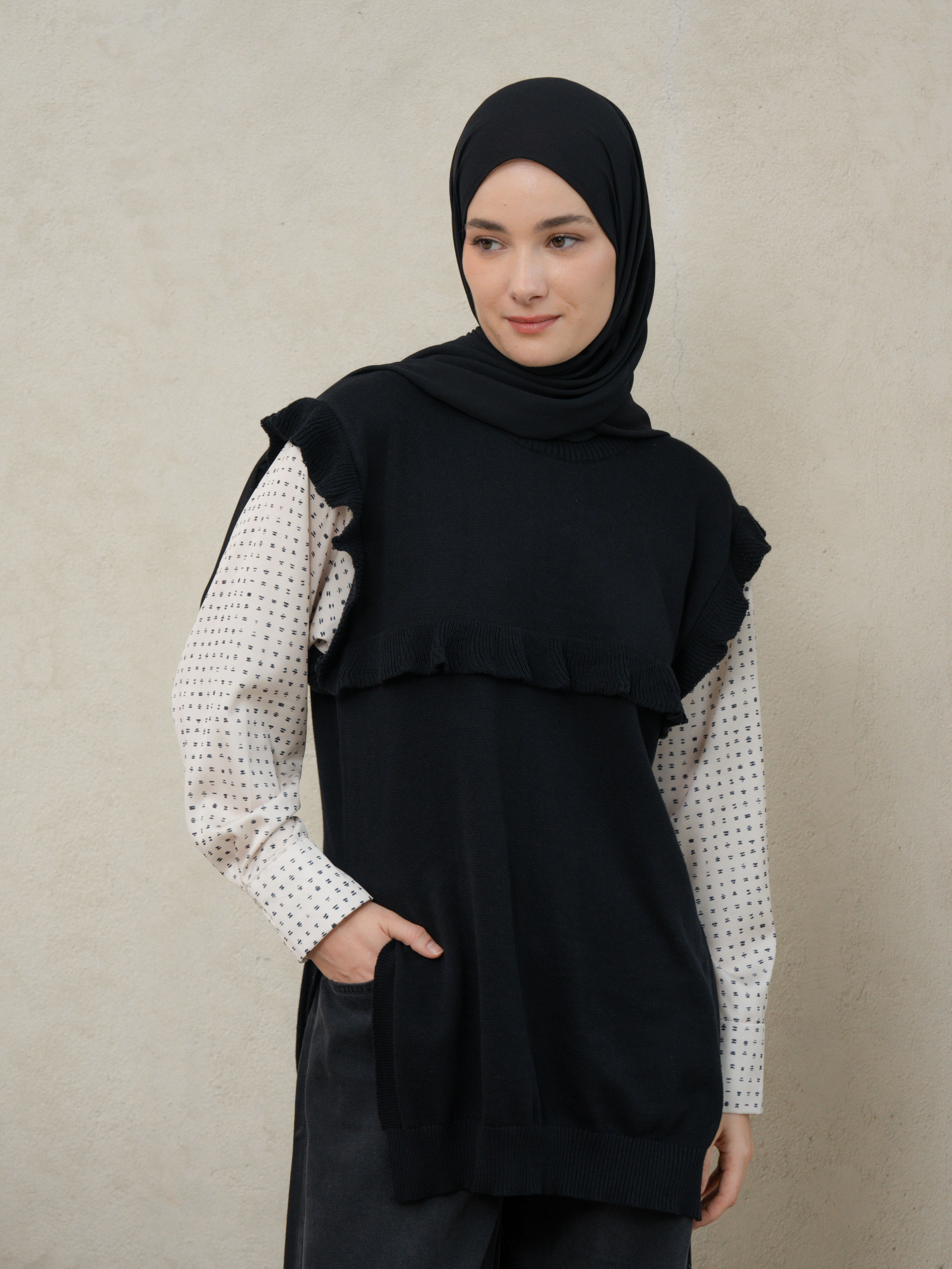 Sanya Mix Sweater Black