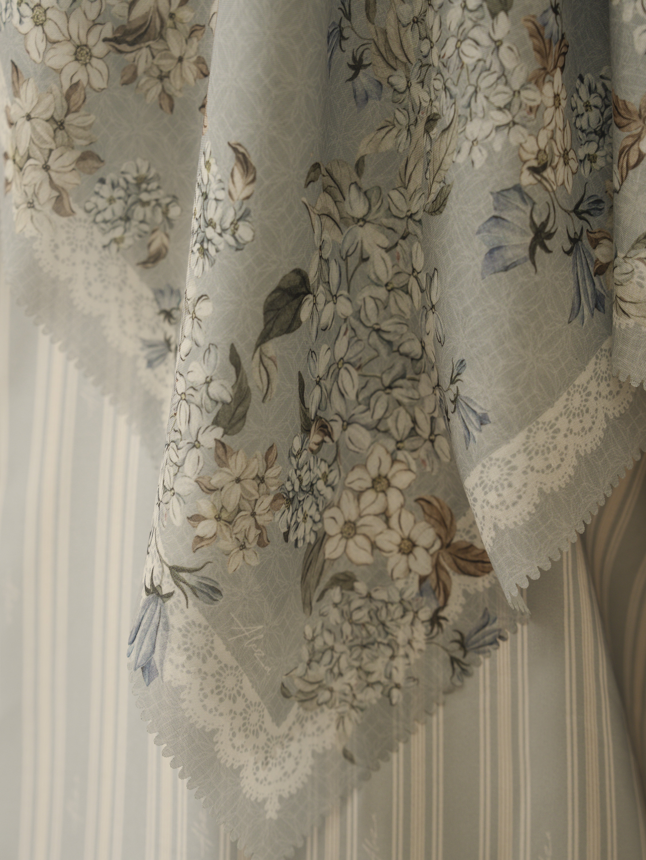 Syahara Scarves Blue
