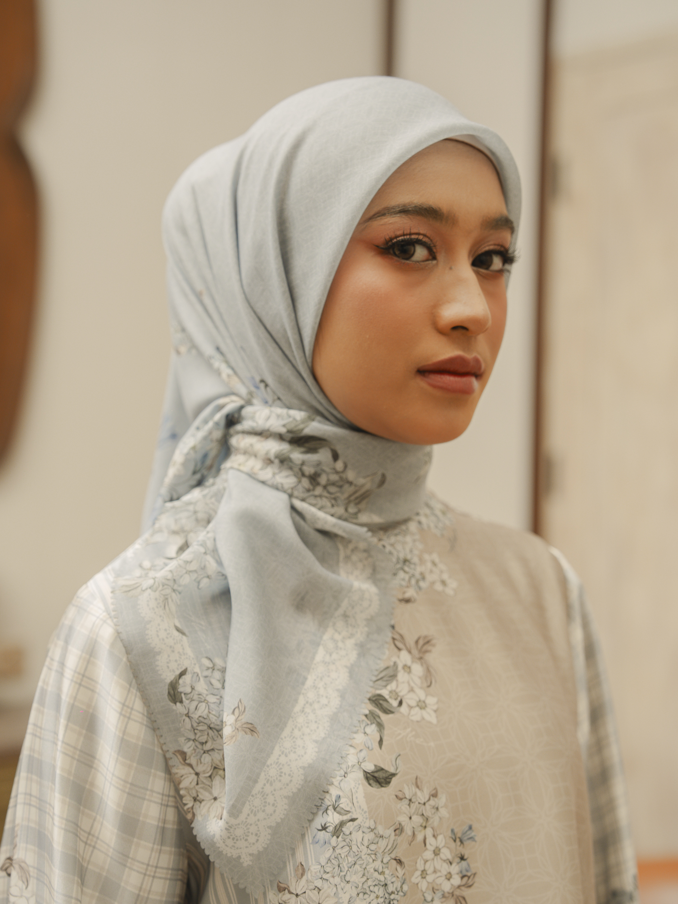 Syahara Scarves Blue