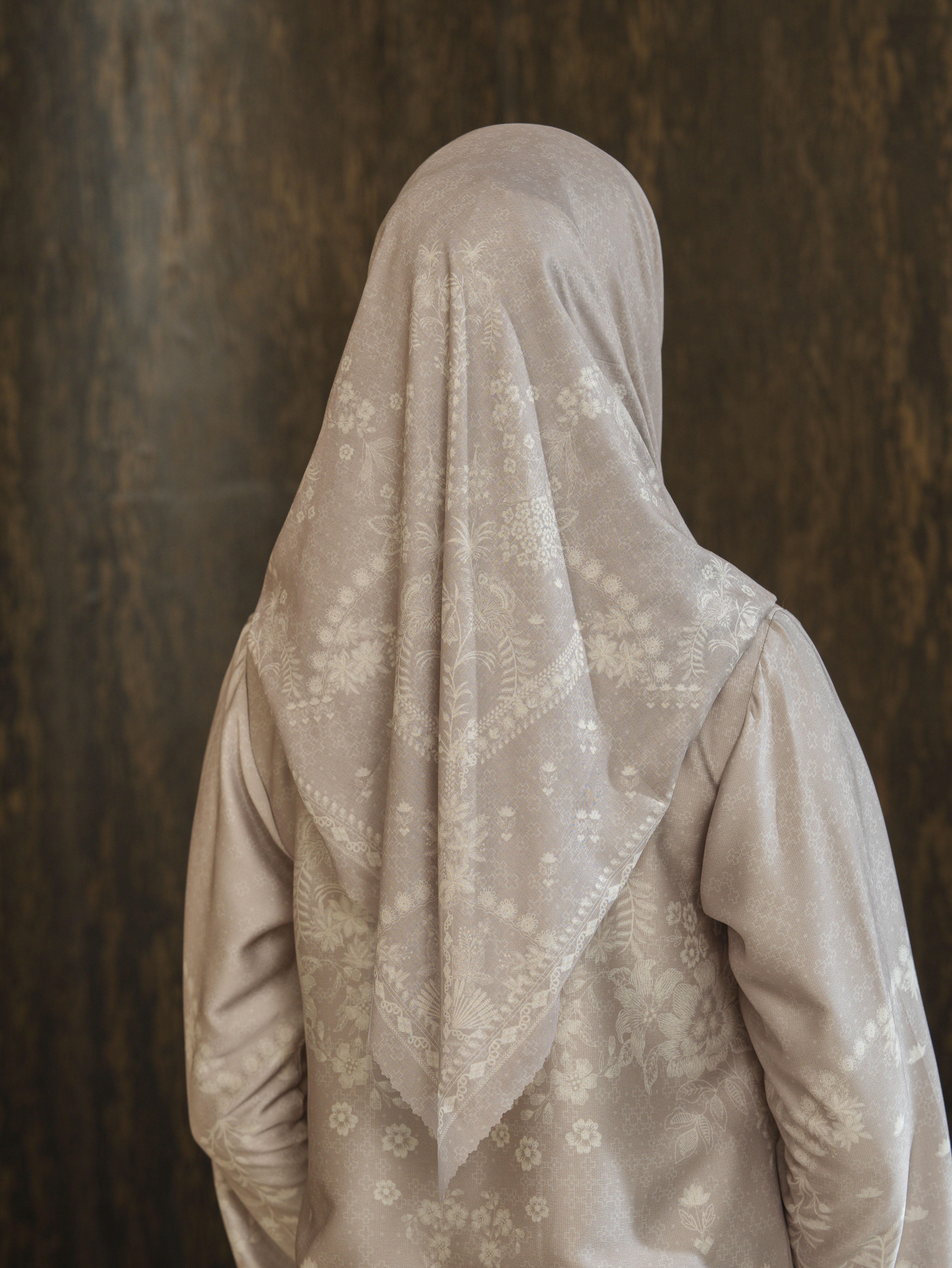 Arza Scarves Beige