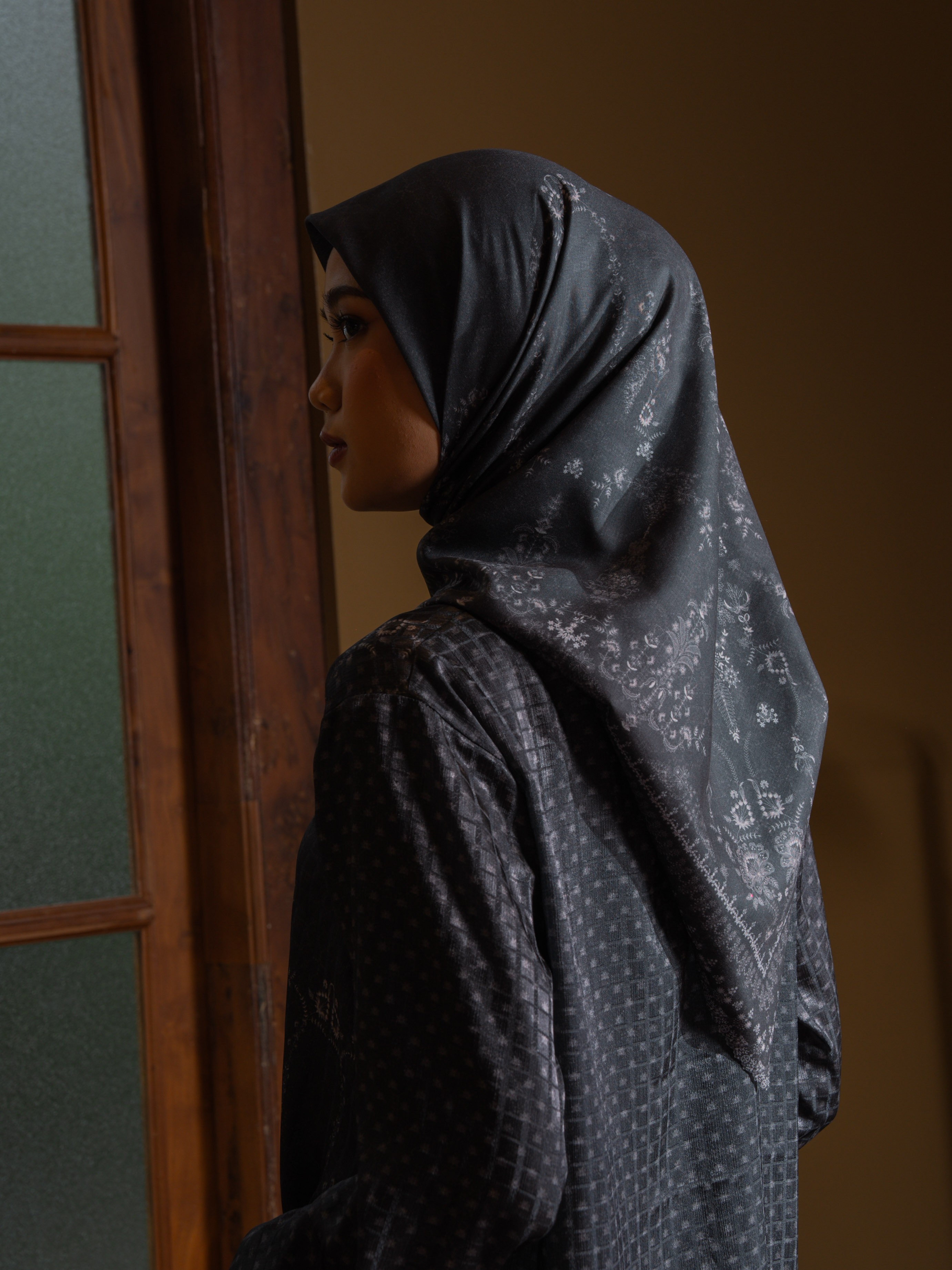 Tamira Scarves  Charcoal