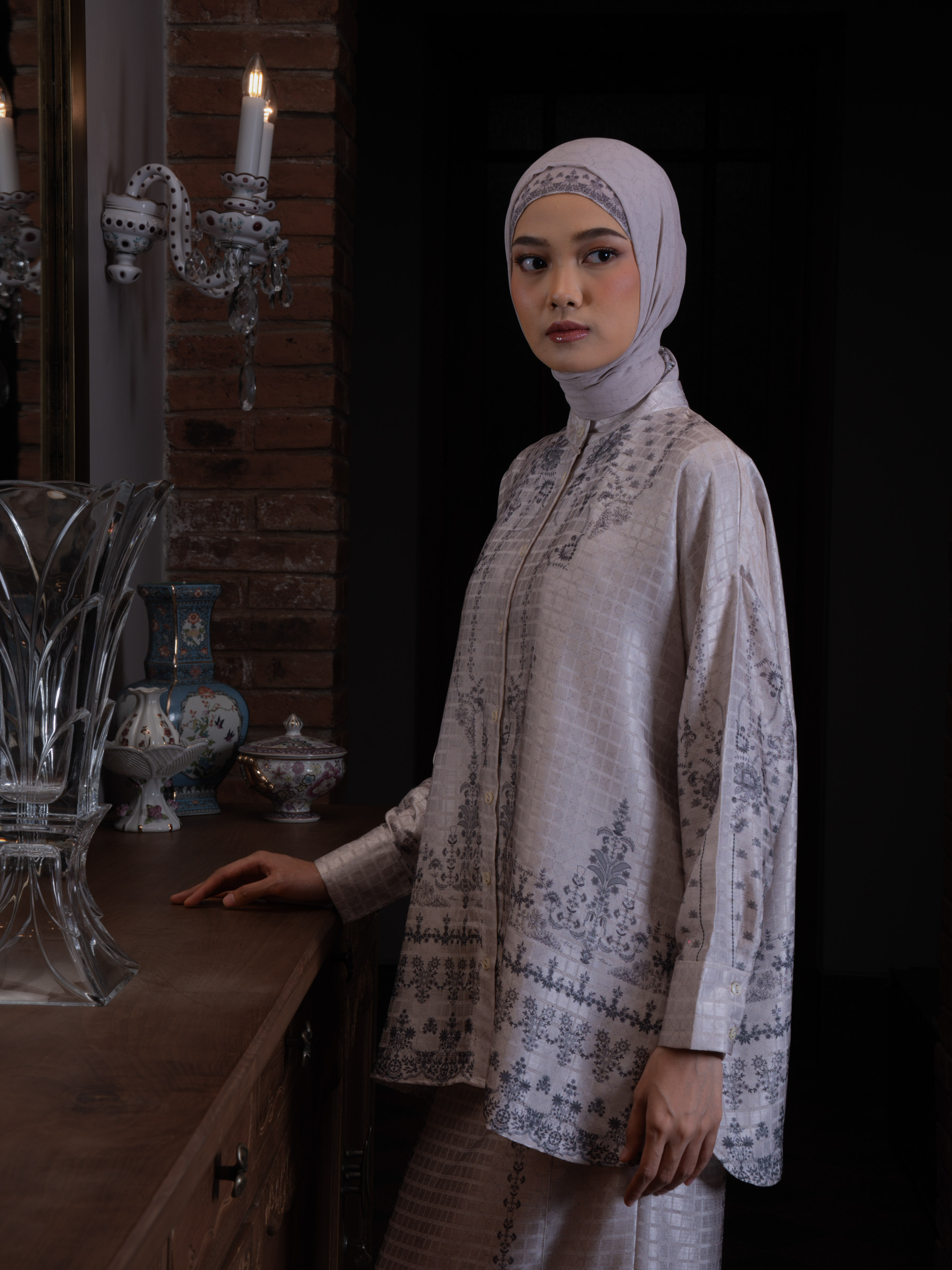 Tiqa Shirt Almond