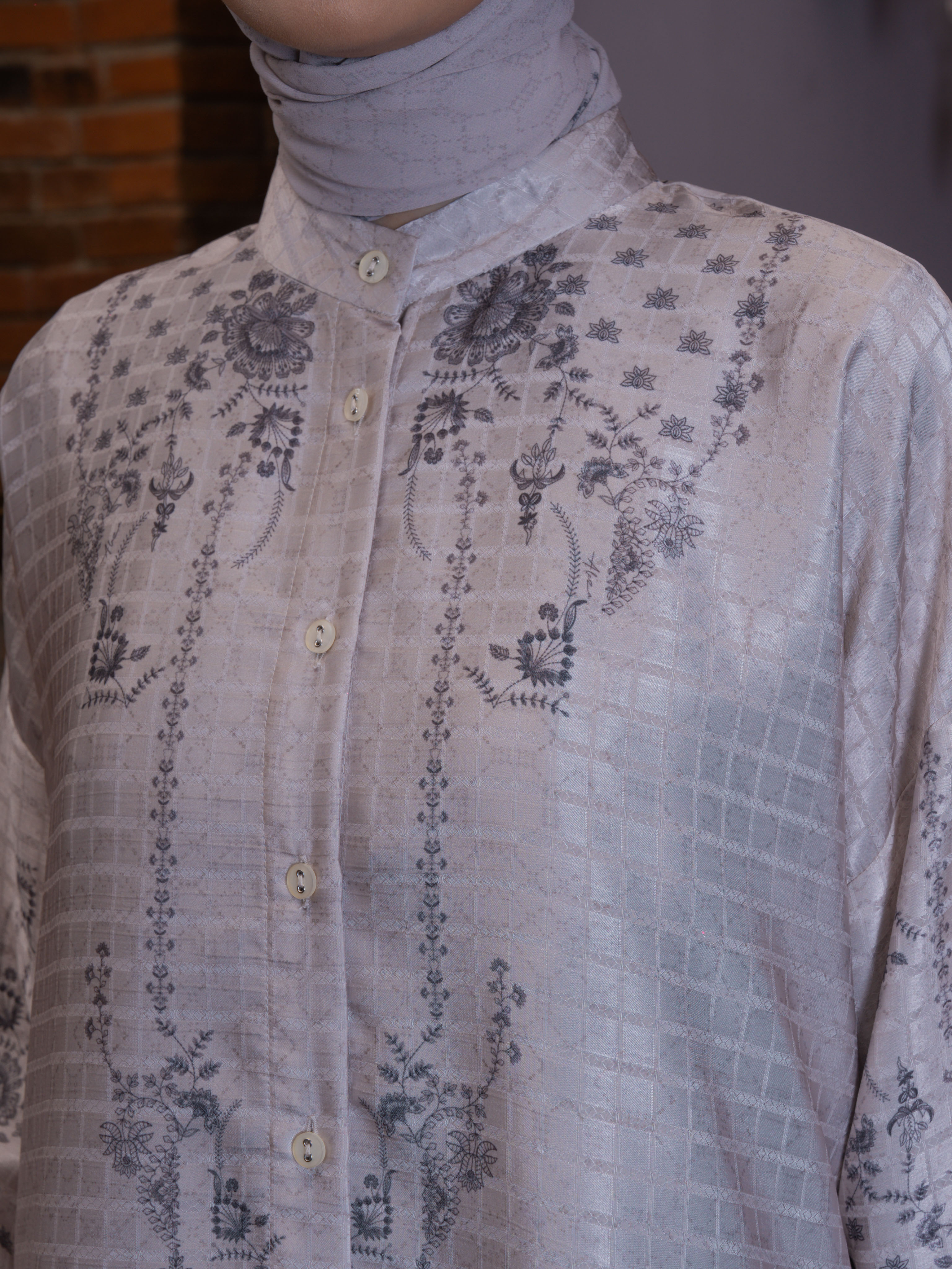 Tiqa Shirt Almond