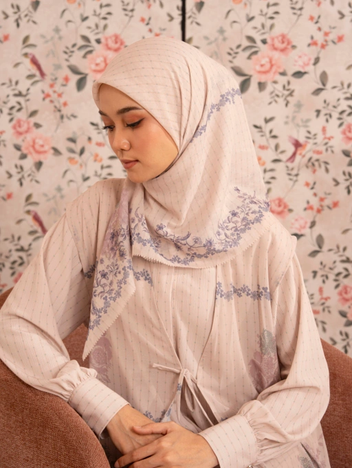 Image of Lumi Scarves Beige
