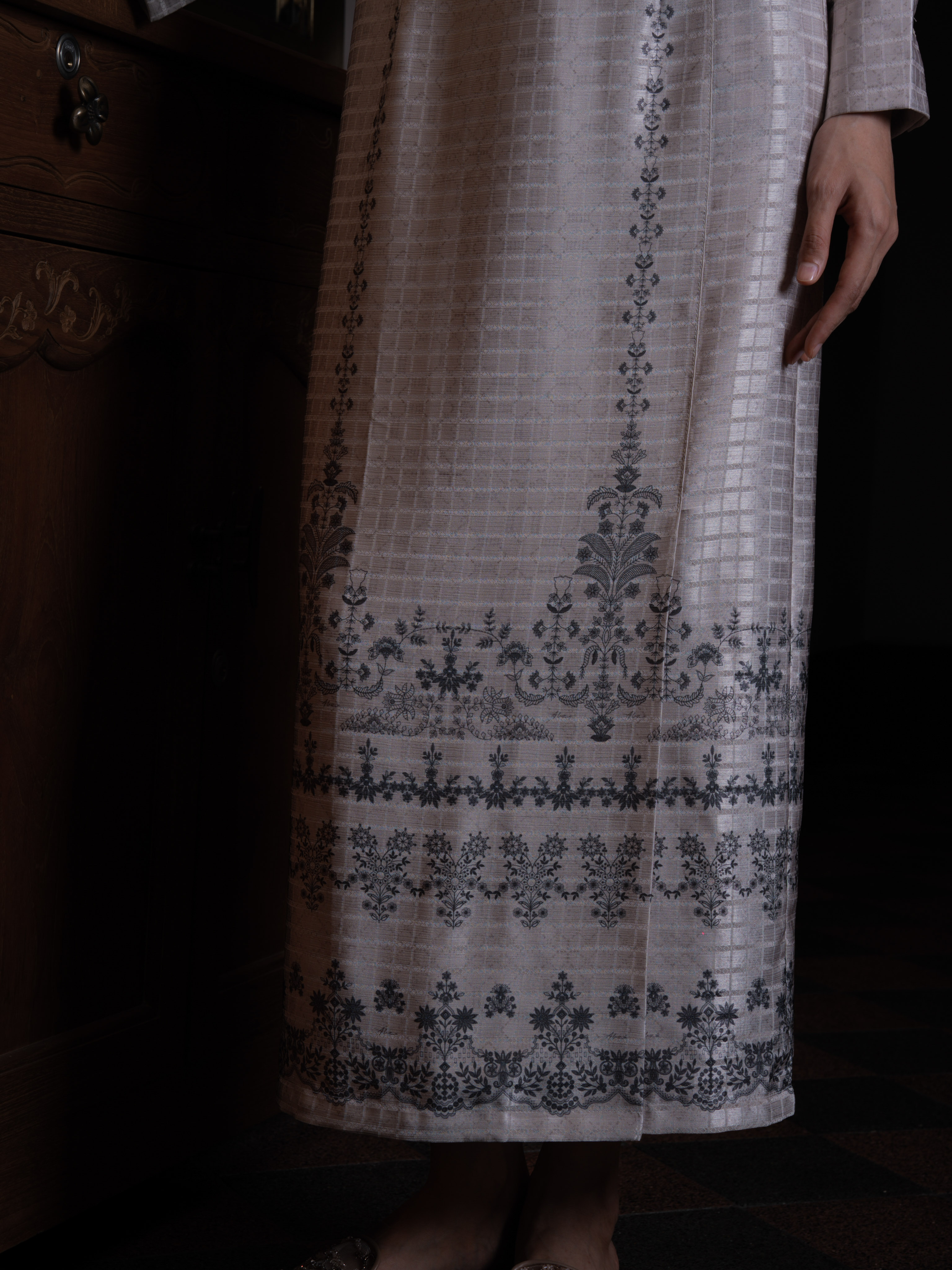 Tivana Skirt  Almond