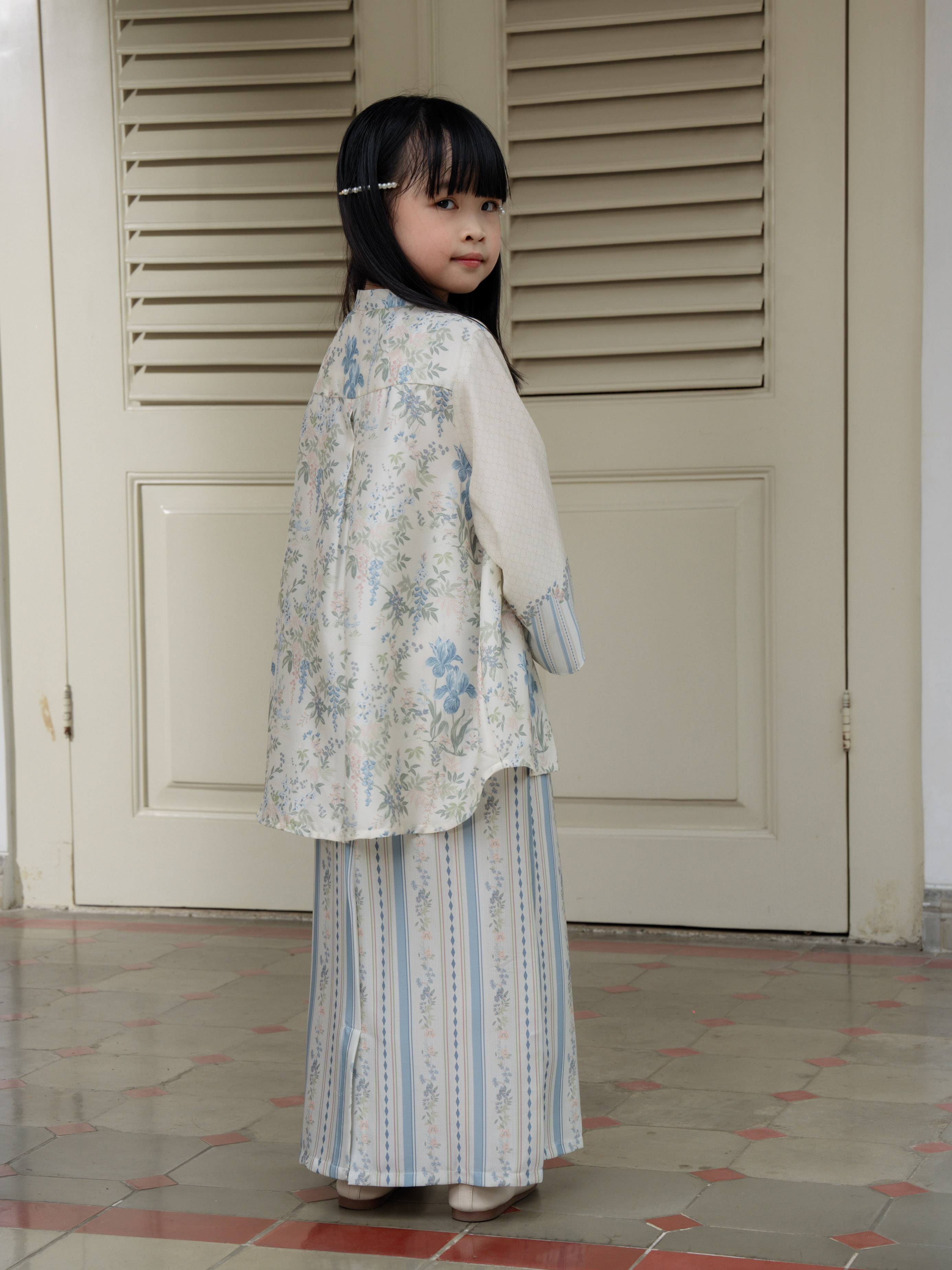 Rumi Sets Creme