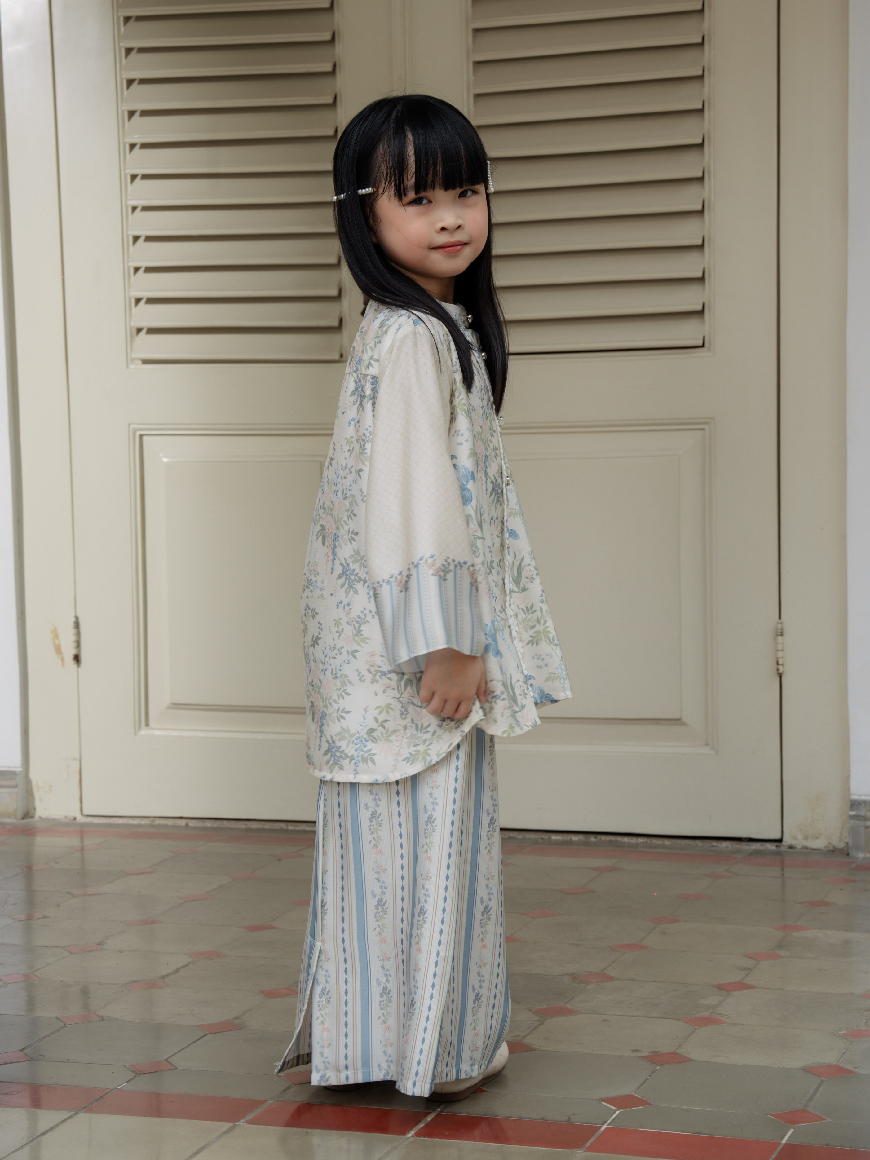 Rumi Sets Creme