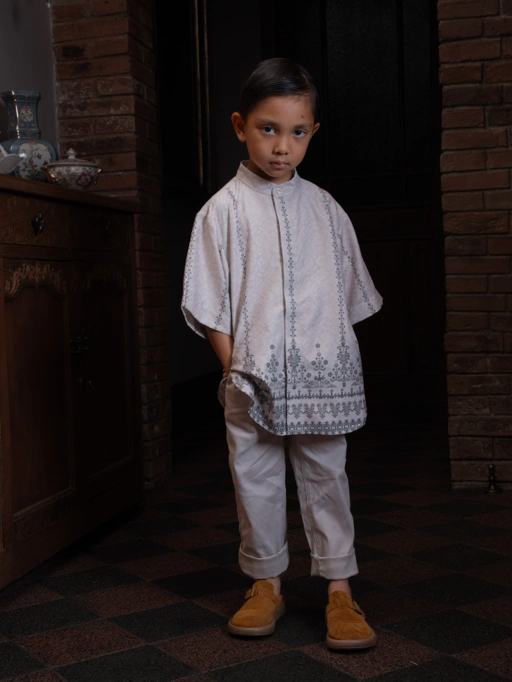 Image of Tara Koko Boy Almond