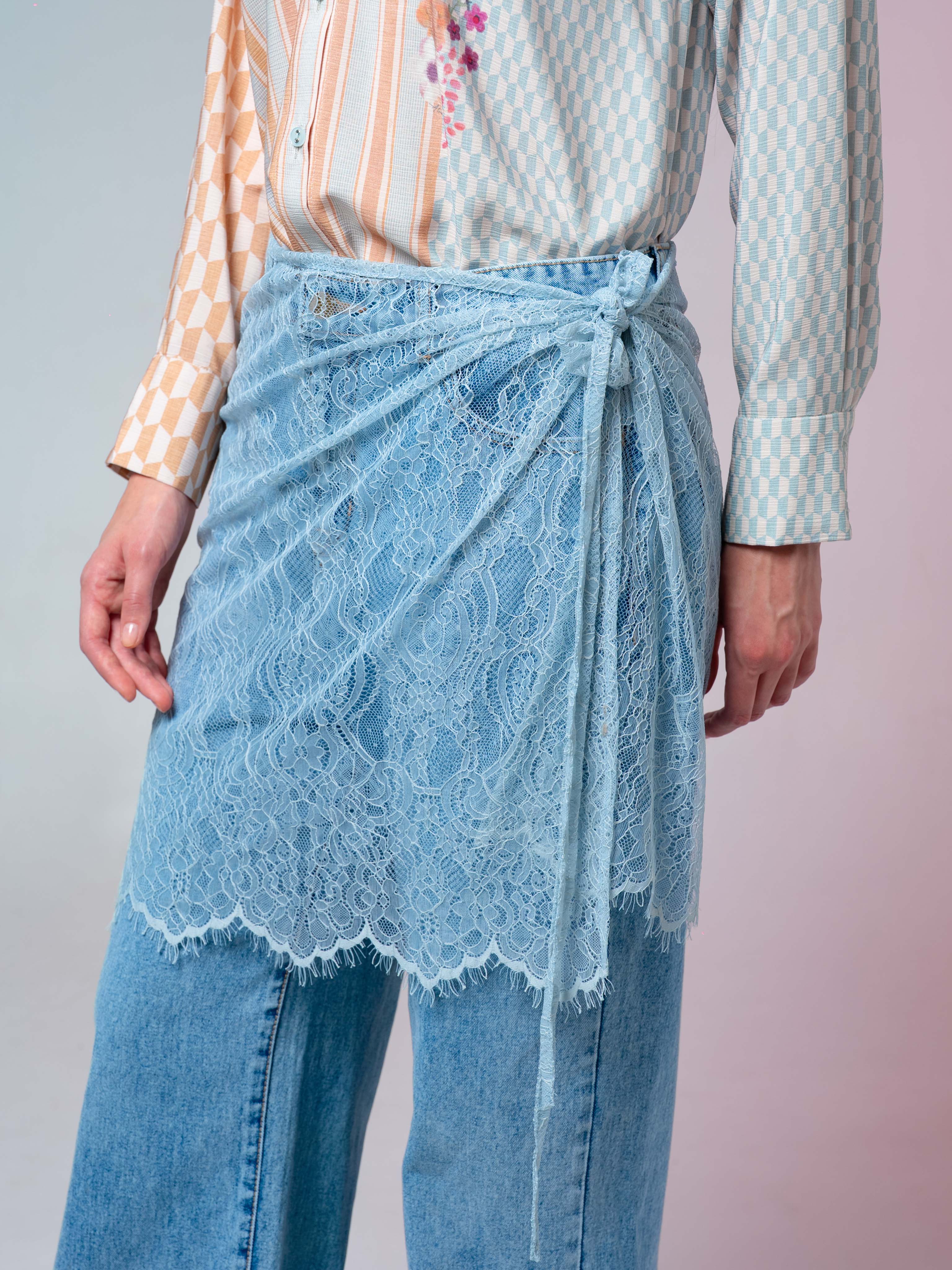 Bian Apron Lace Aqua Blue
