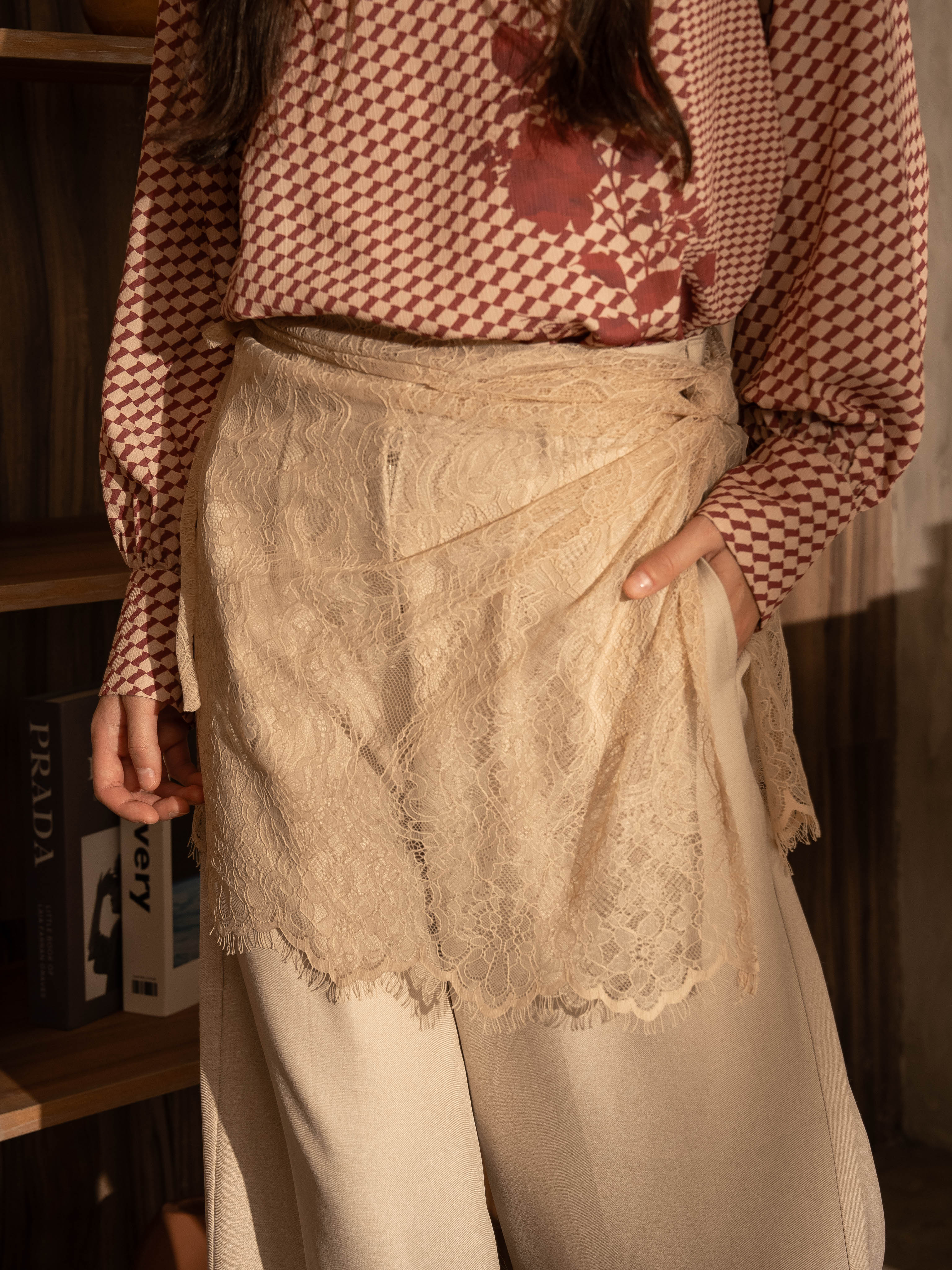 Bian Apron Lace Beige