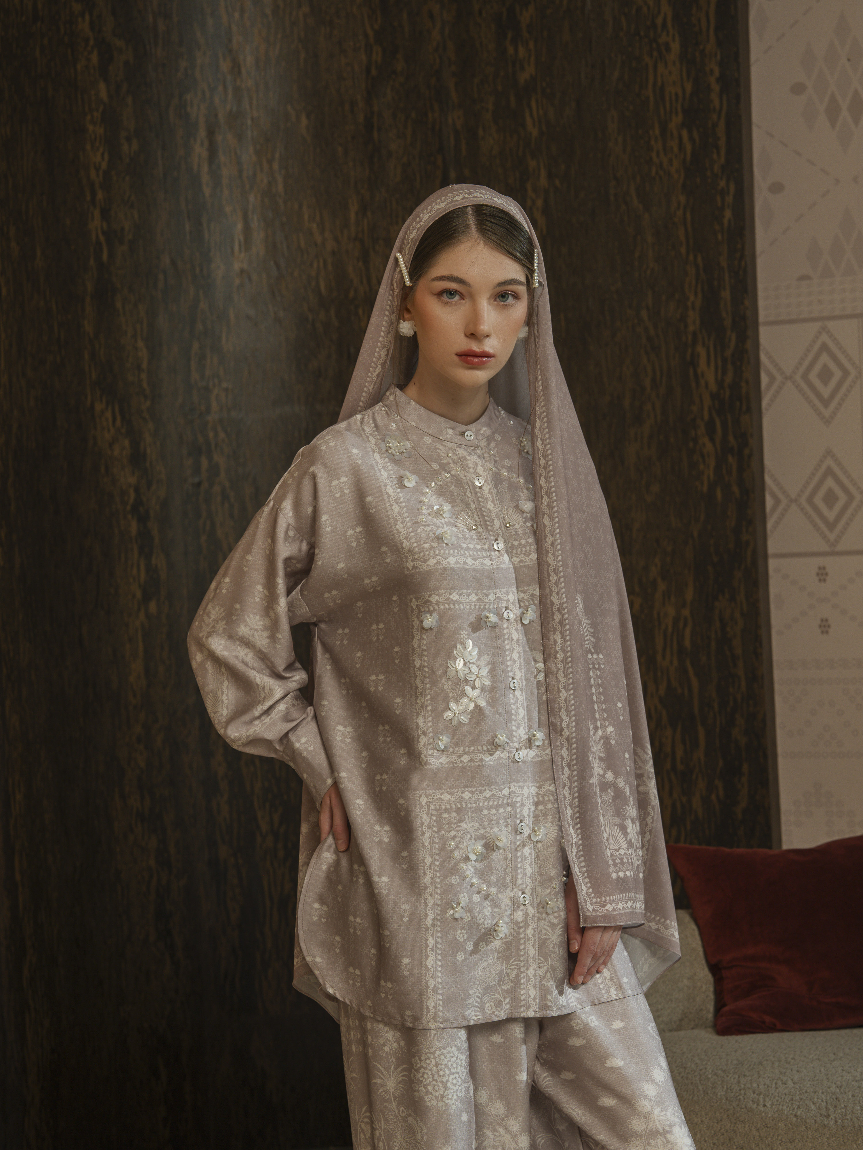 Anara Shirt Beige
