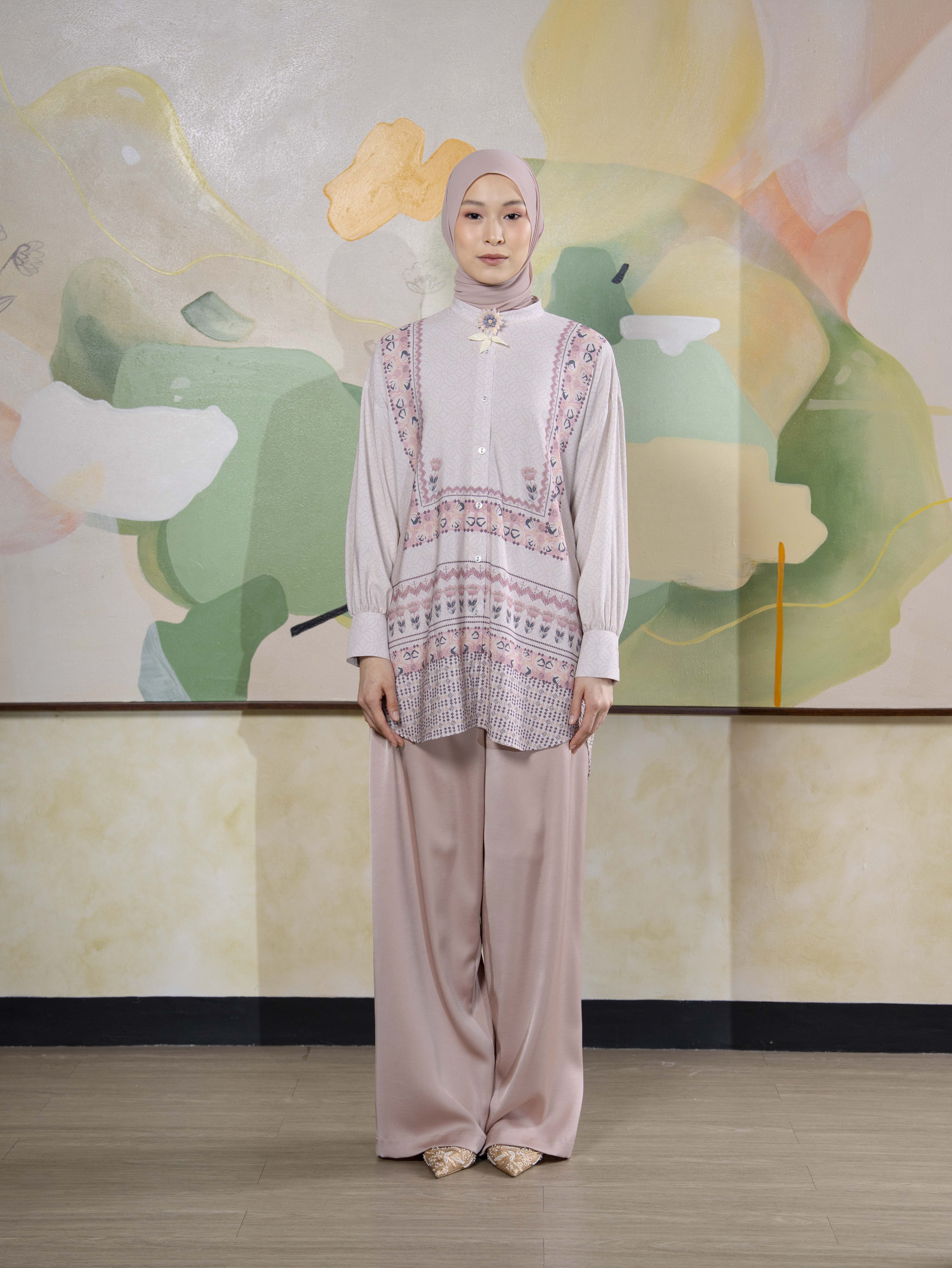 Nerine Shirt Almond
