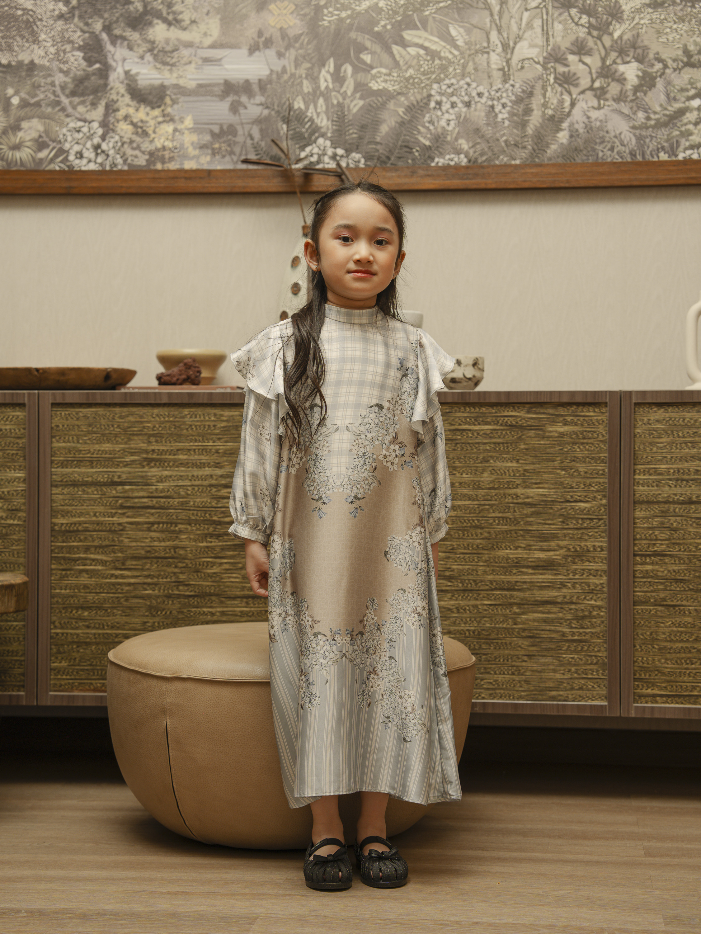 Syavia Dress Beige