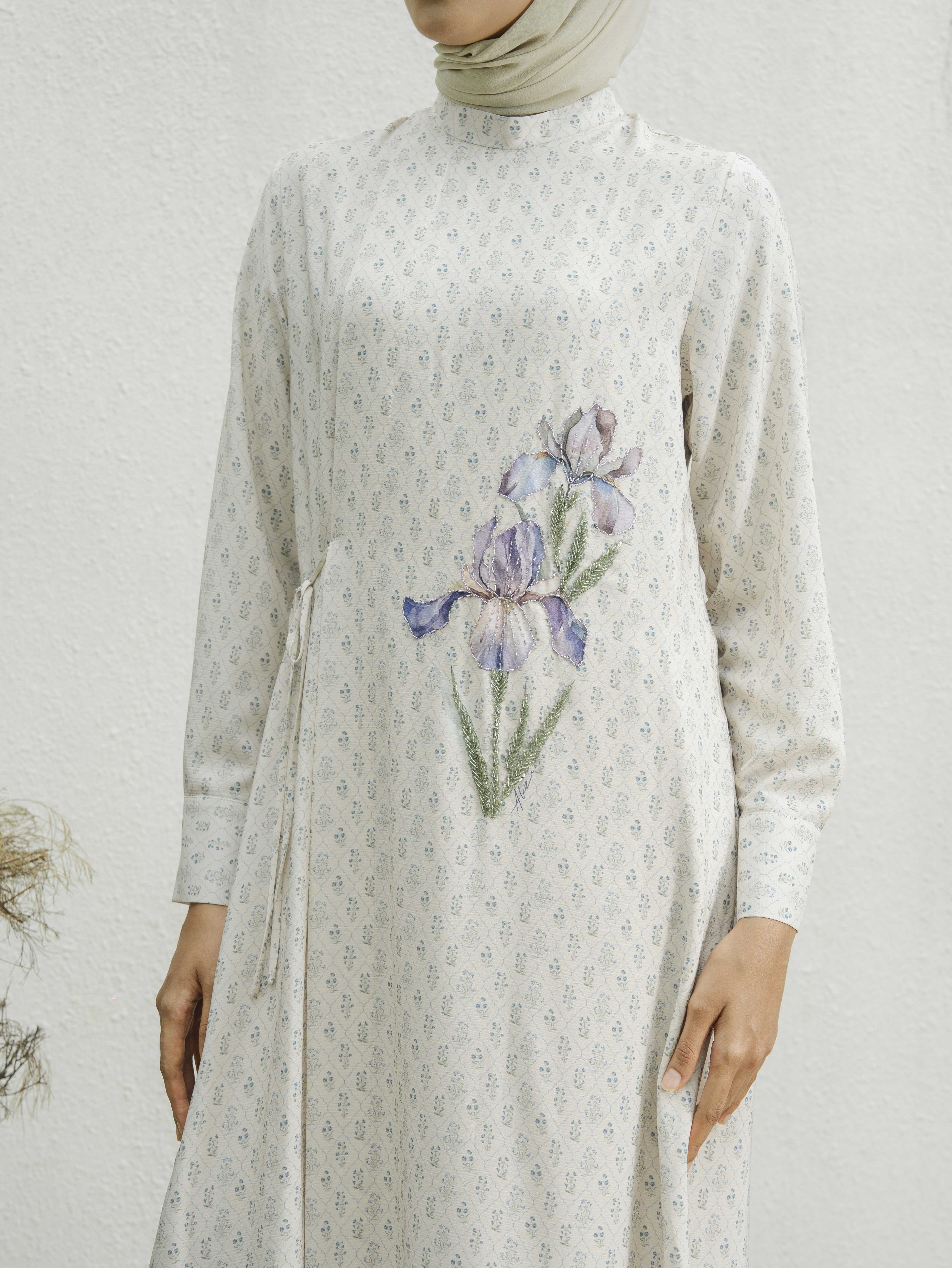 Renata Dress Creme