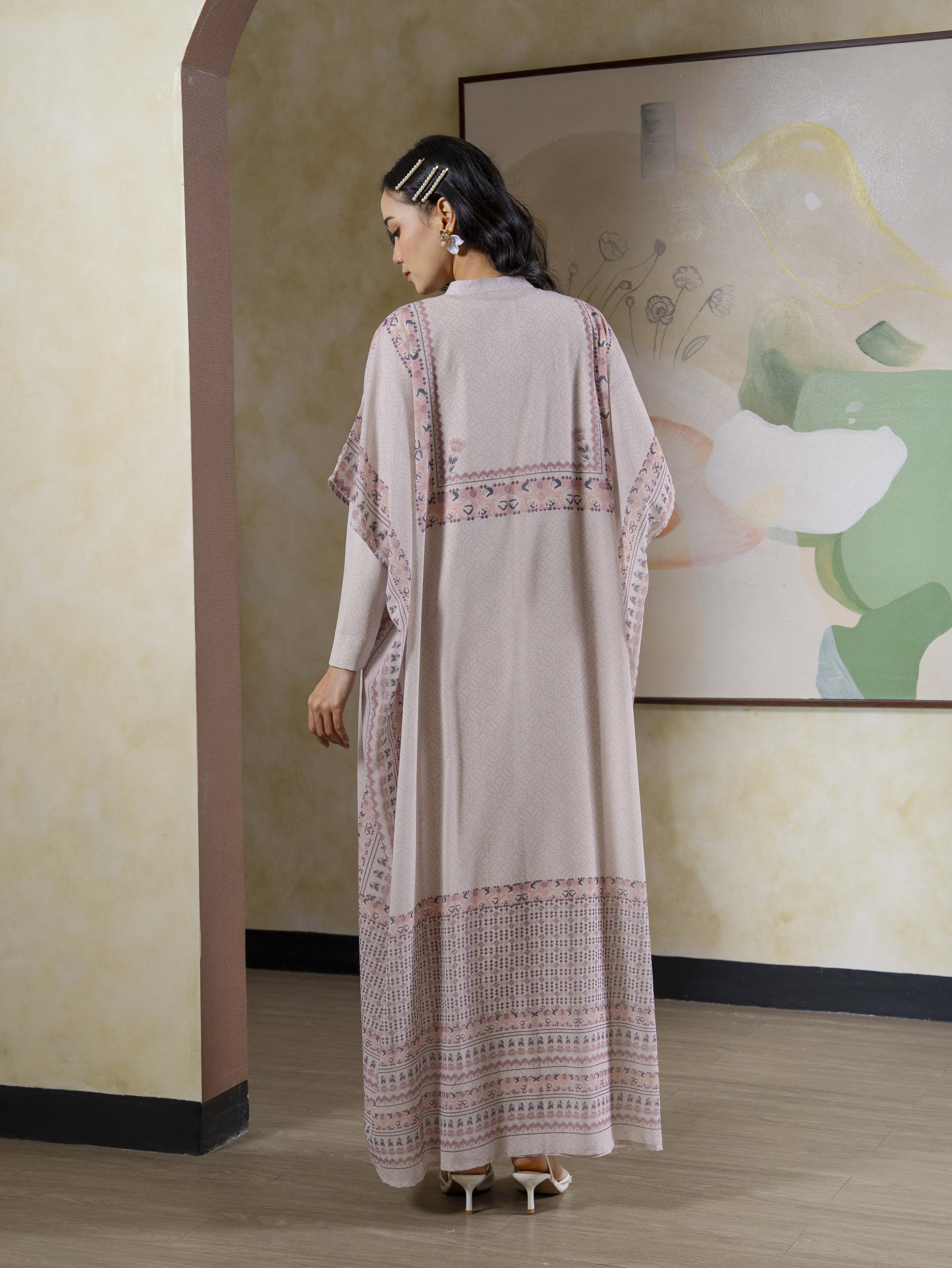 Nevra Dress Almond