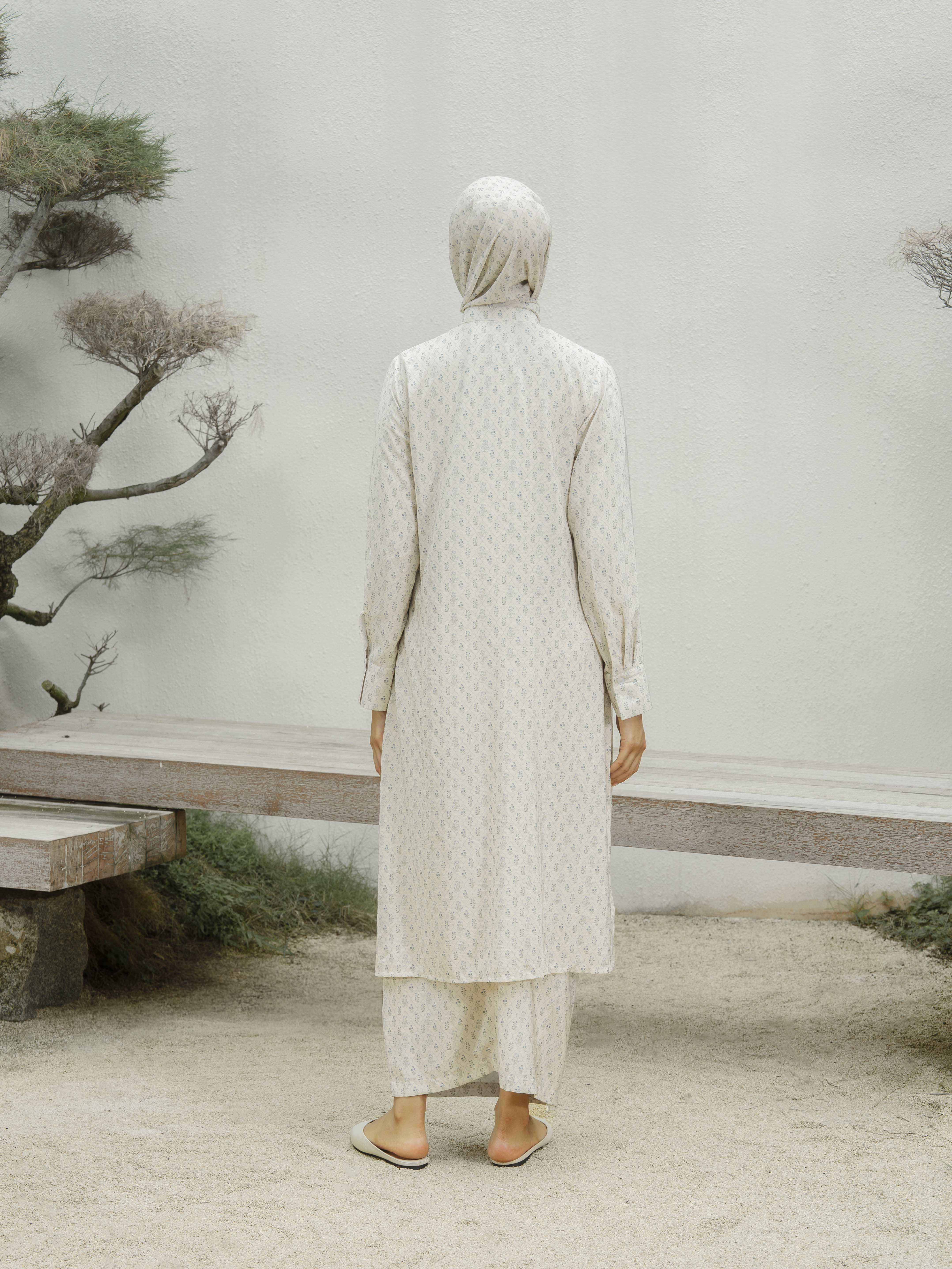 Rhea Tunic with beading Creme