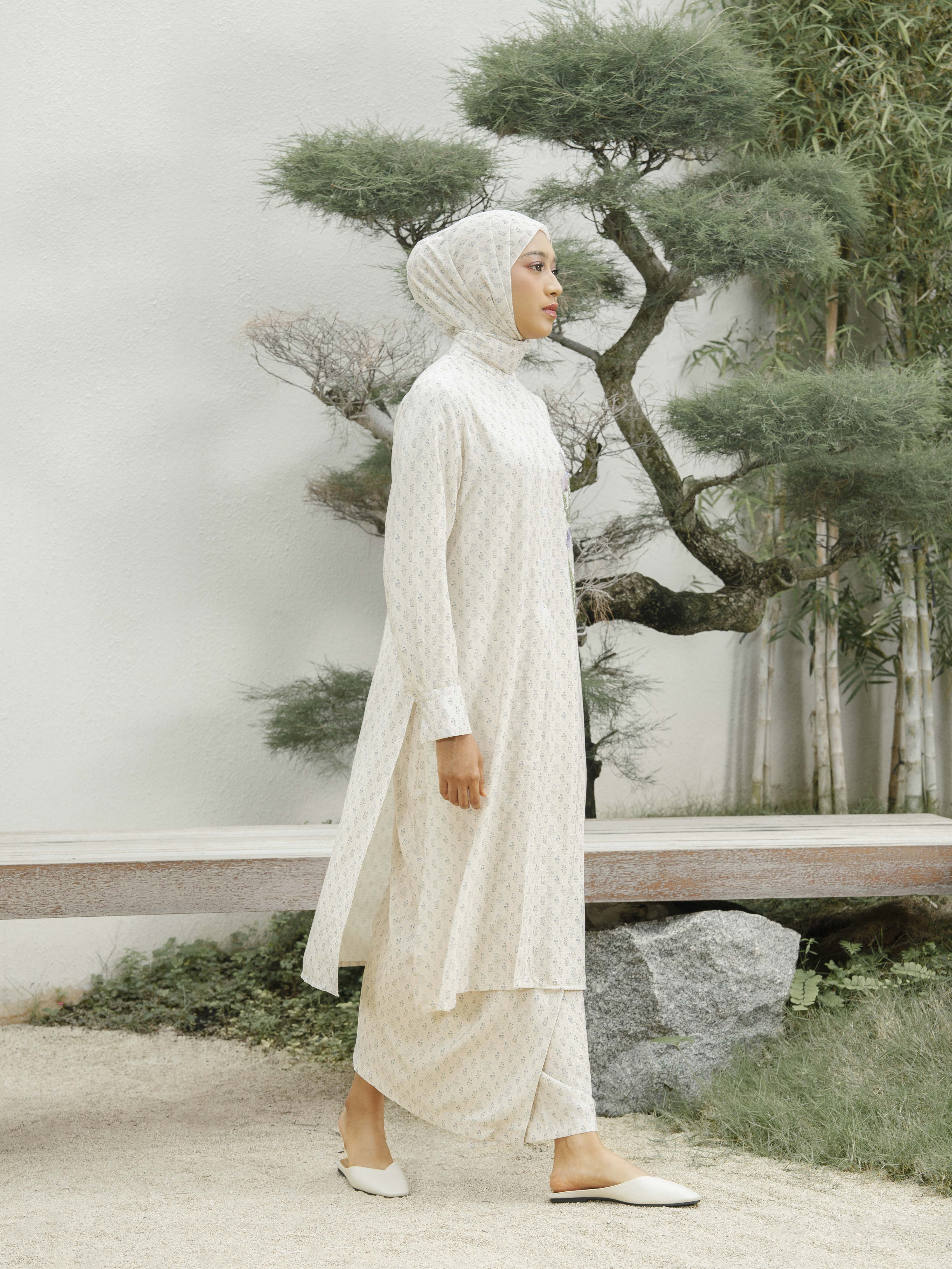 Rhea Tunic with beading Creme