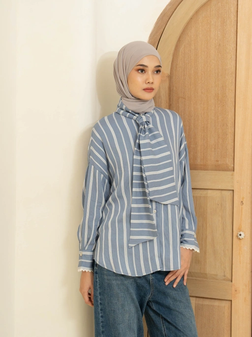 Image of Ellana Shirt Blue