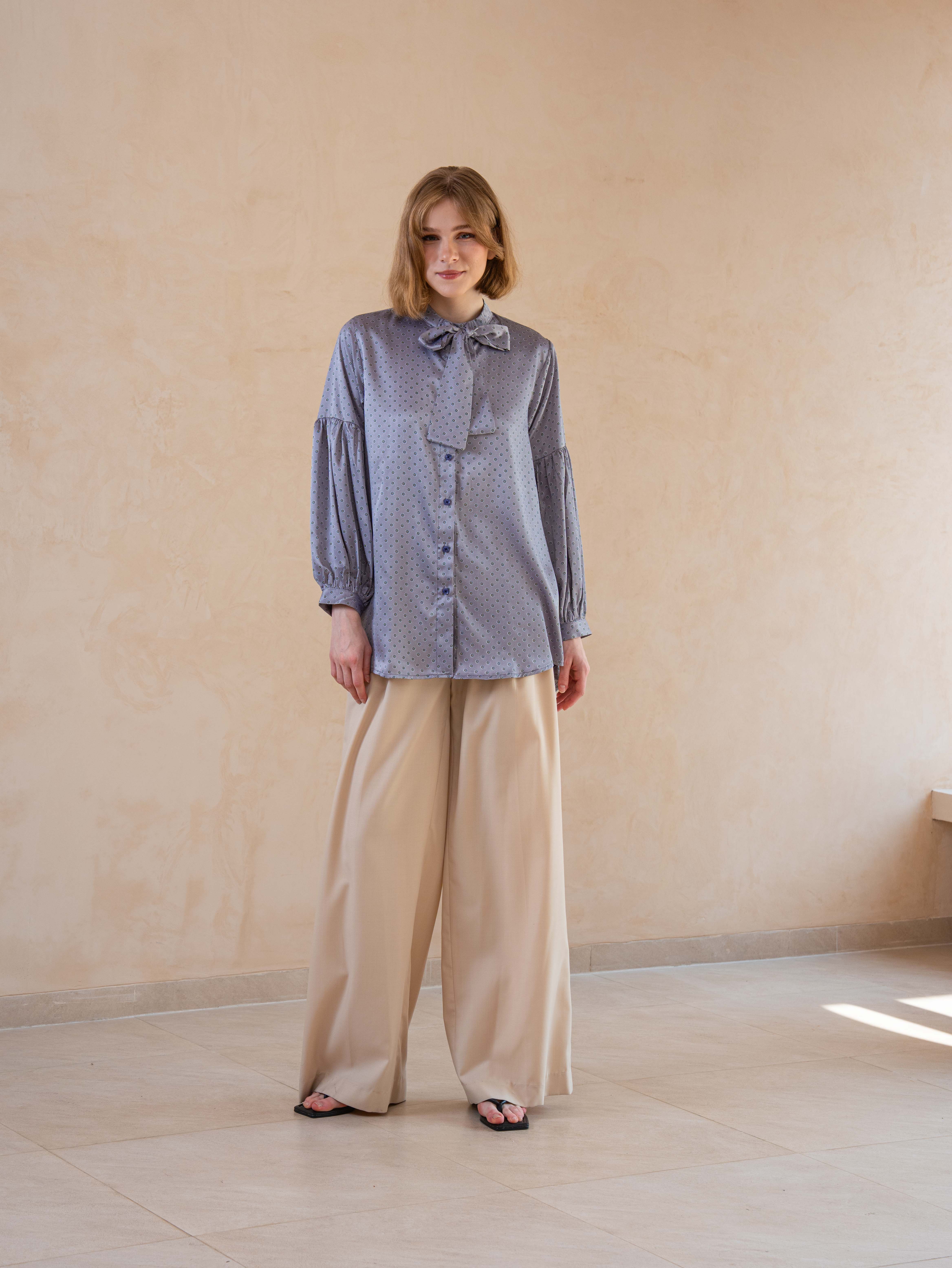 Qamila Shirt Gray